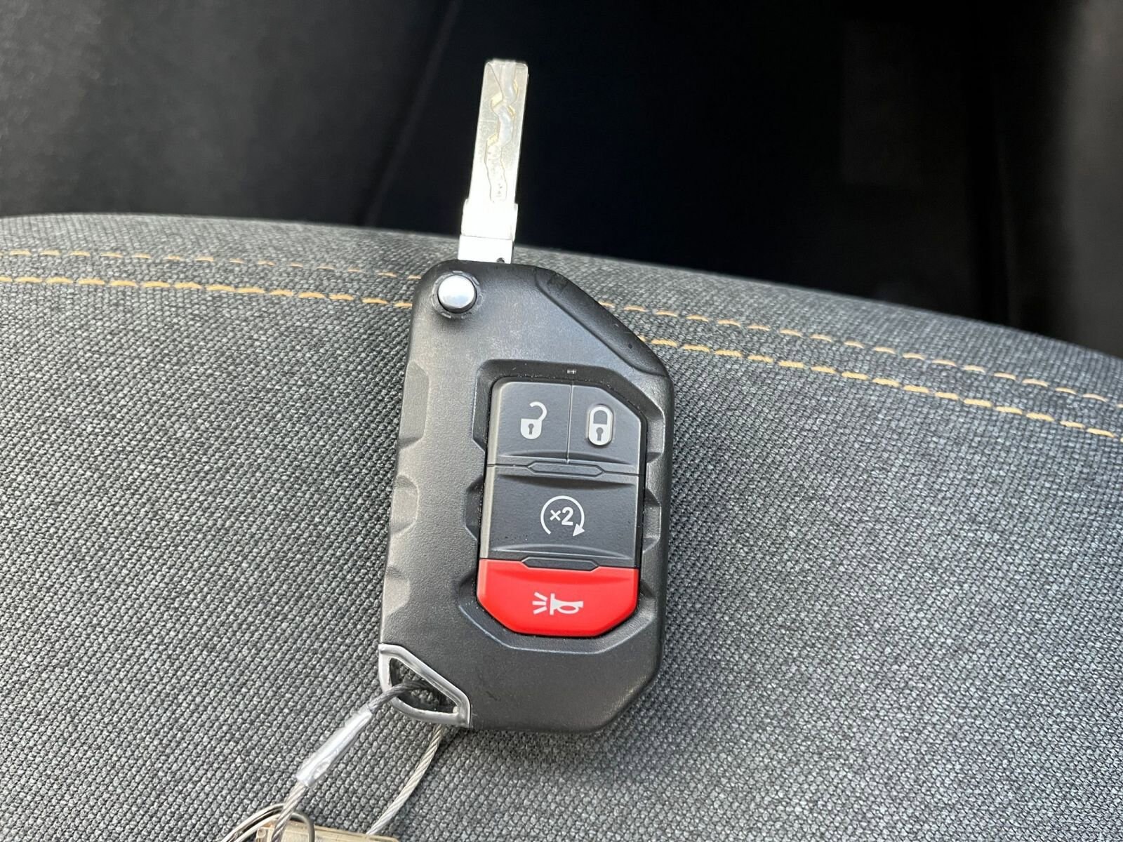 Thumbnail: 2025 Jeep Wrangler - 22