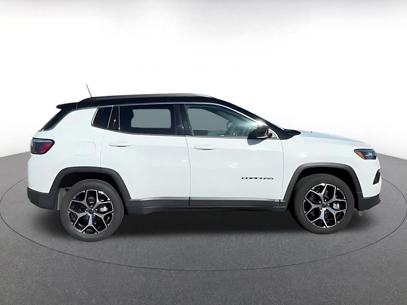 Thumbnail: 2025 Jeep Compass - 15