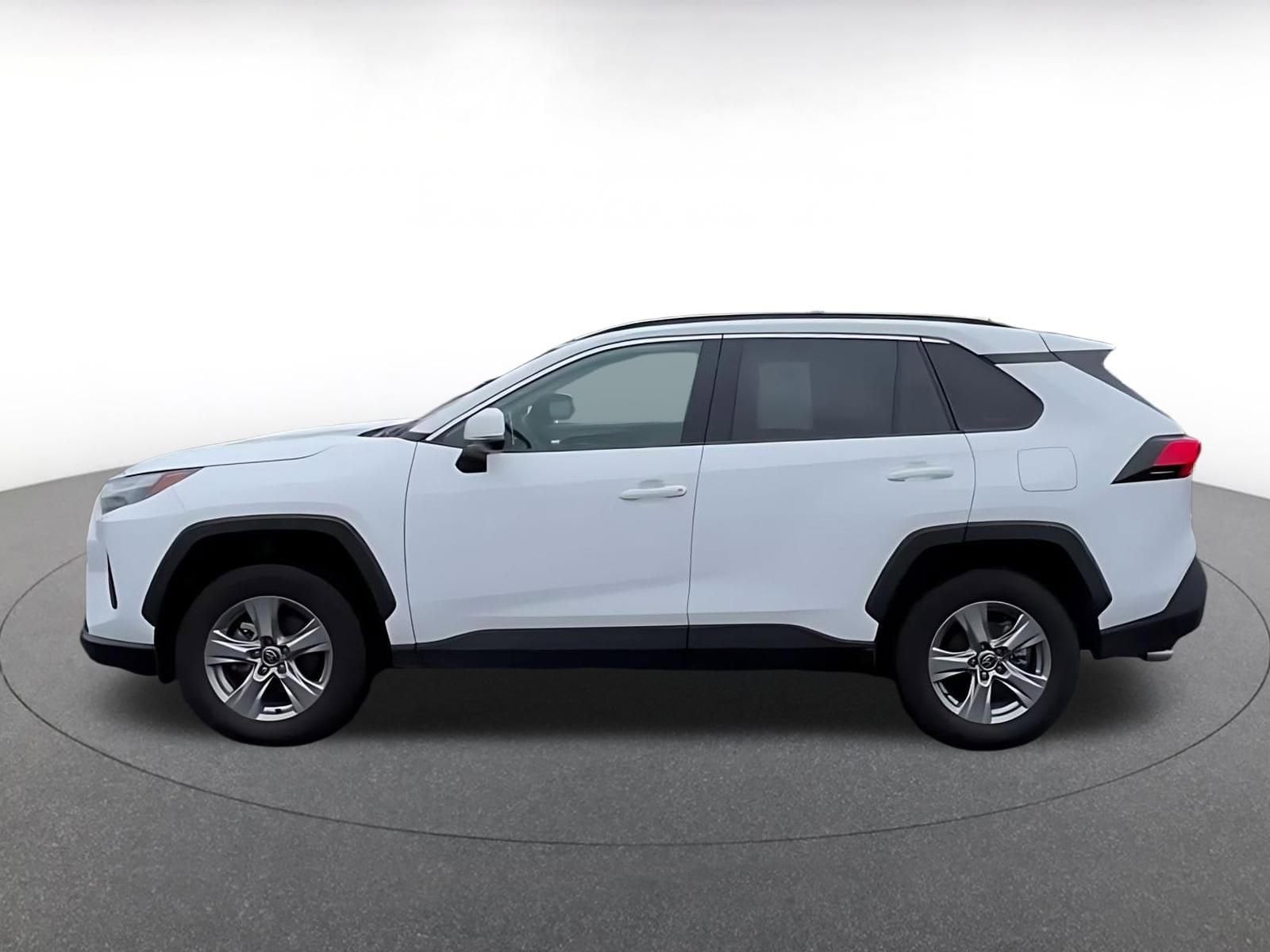 Thumbnail: 2025 Toyota RAV4 - 9