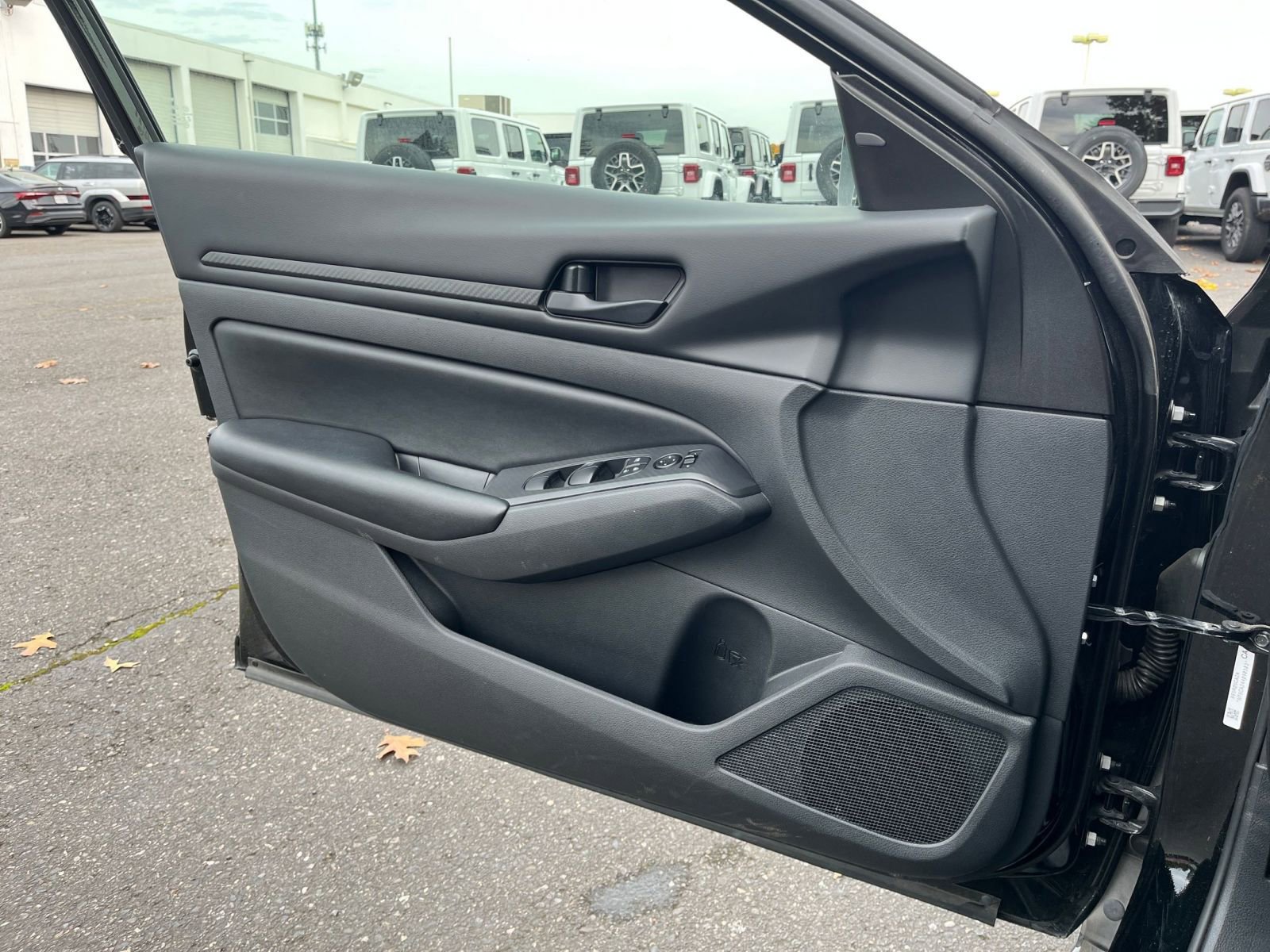 Thumbnail: 2024 Nissan Altima - 20