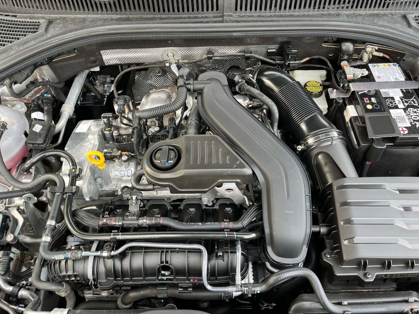 Thumbnail: 2025 Volkswagen Jetta - 32