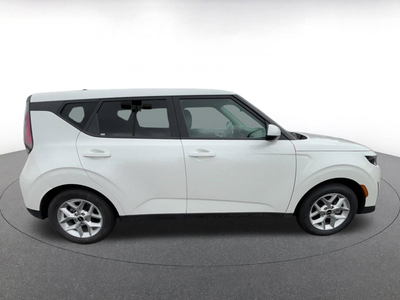 Thumbnail: 2025 Kia Soul - 16