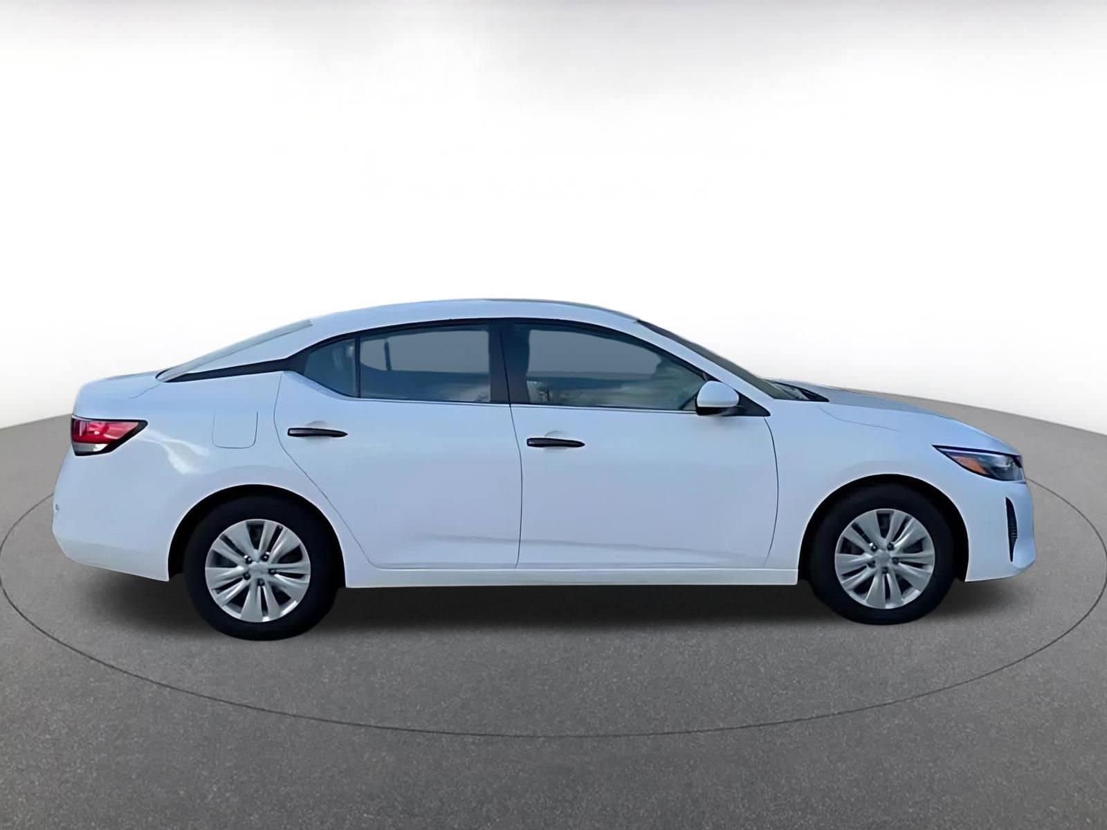 Thumbnail: 2025 Nissan Sentra - 16