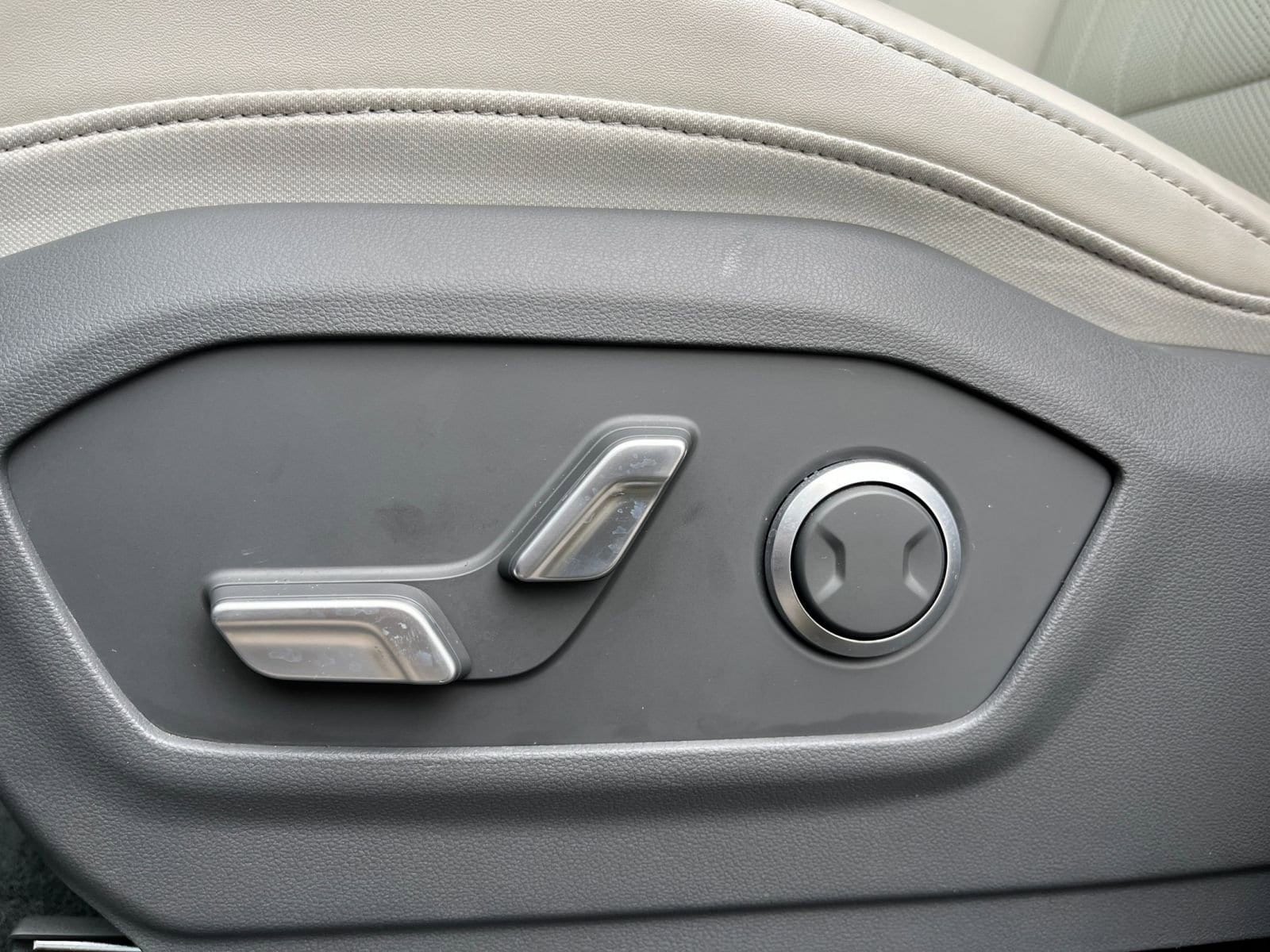 Thumbnail: 2025 Hyundai Santa Fe - 27