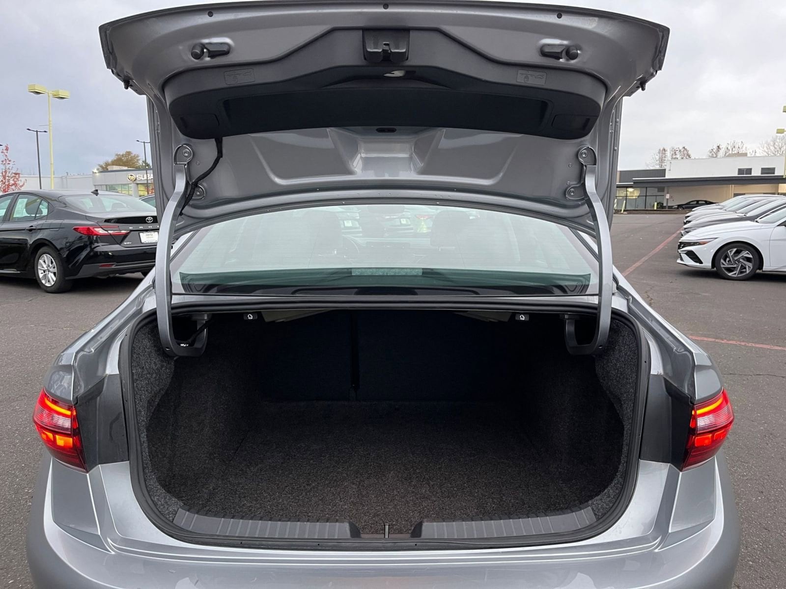 Thumbnail: 2025 Volkswagen Jetta - 30