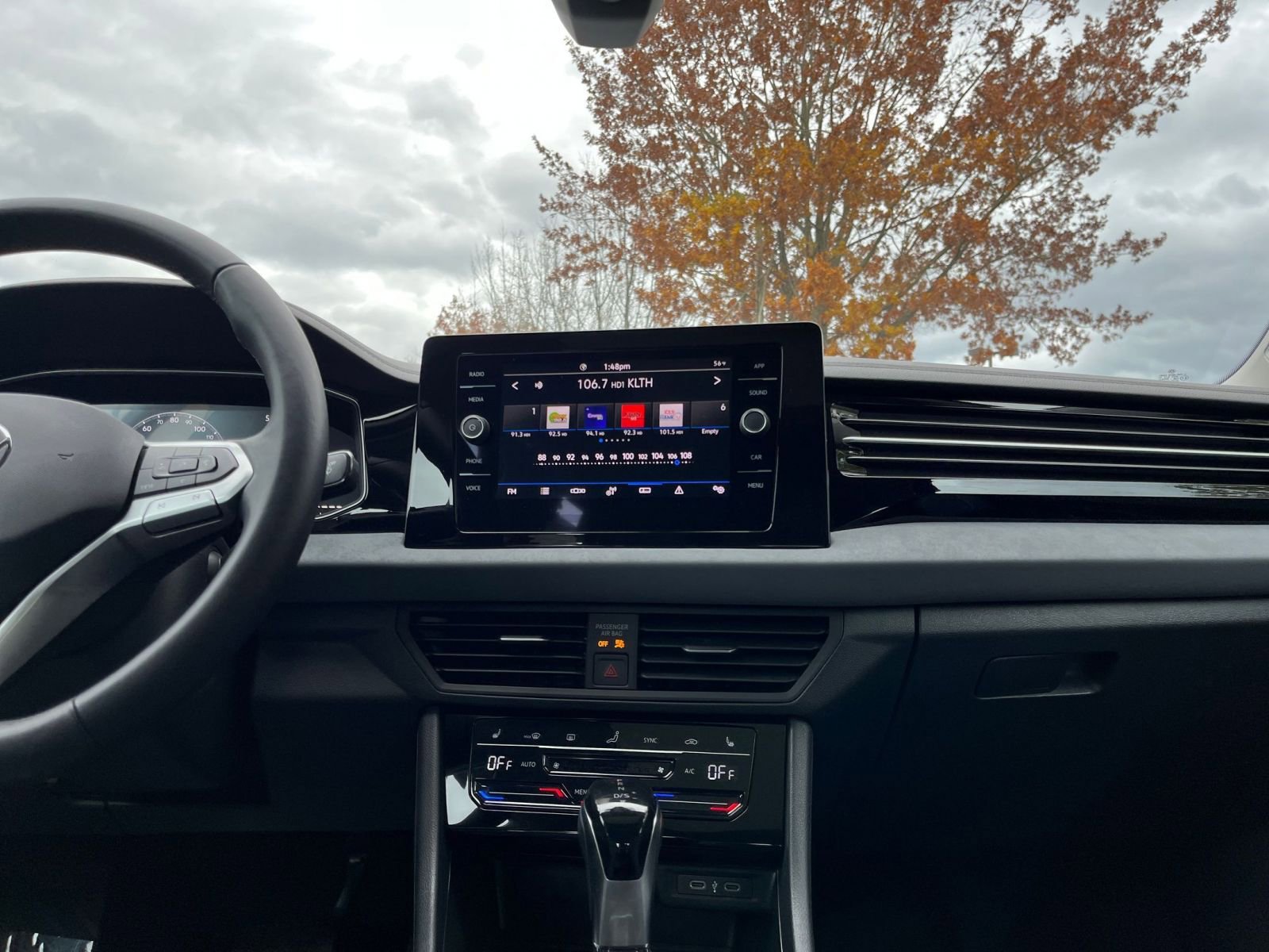 Thumbnail: 2025 Volkswagen Jetta - 21