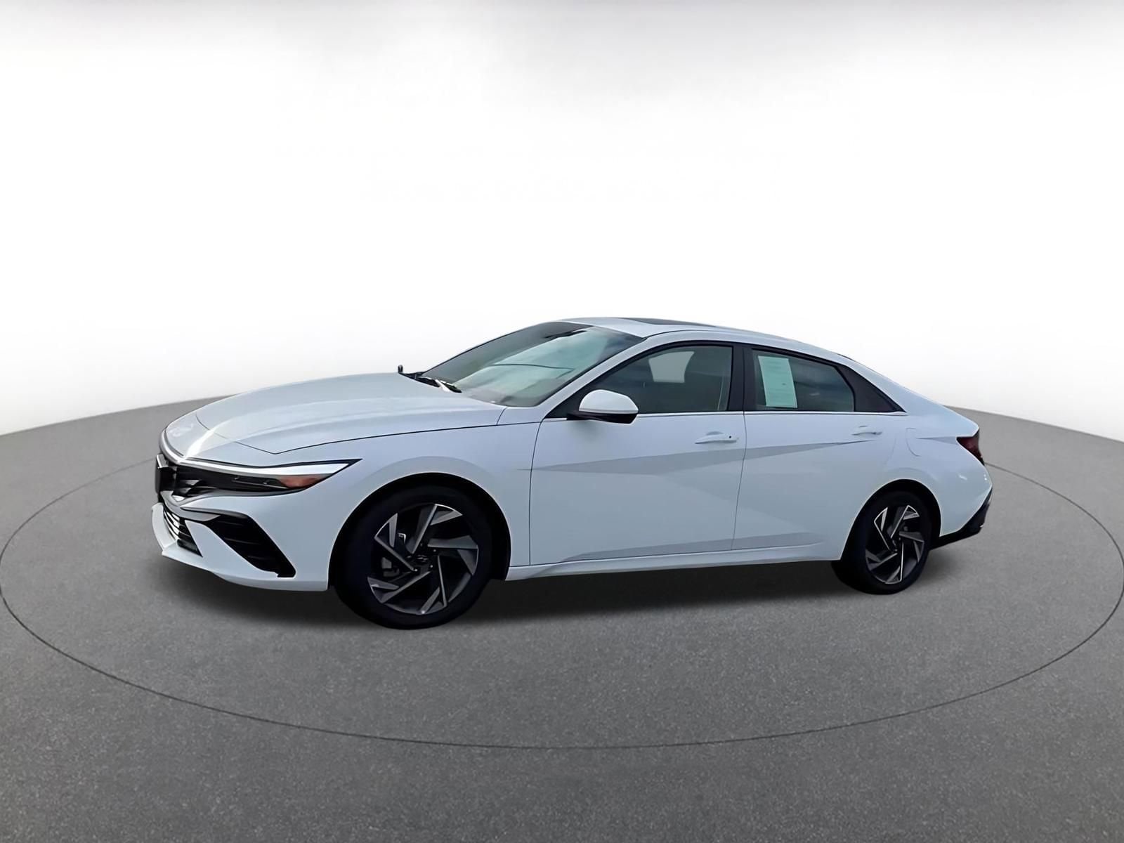 Thumbnail: 2025 Hyundai Elantra - 8