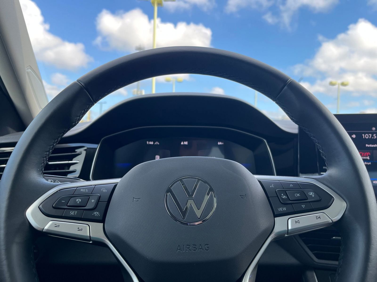 Thumbnail: 2025 Volkswagen Jetta - 27