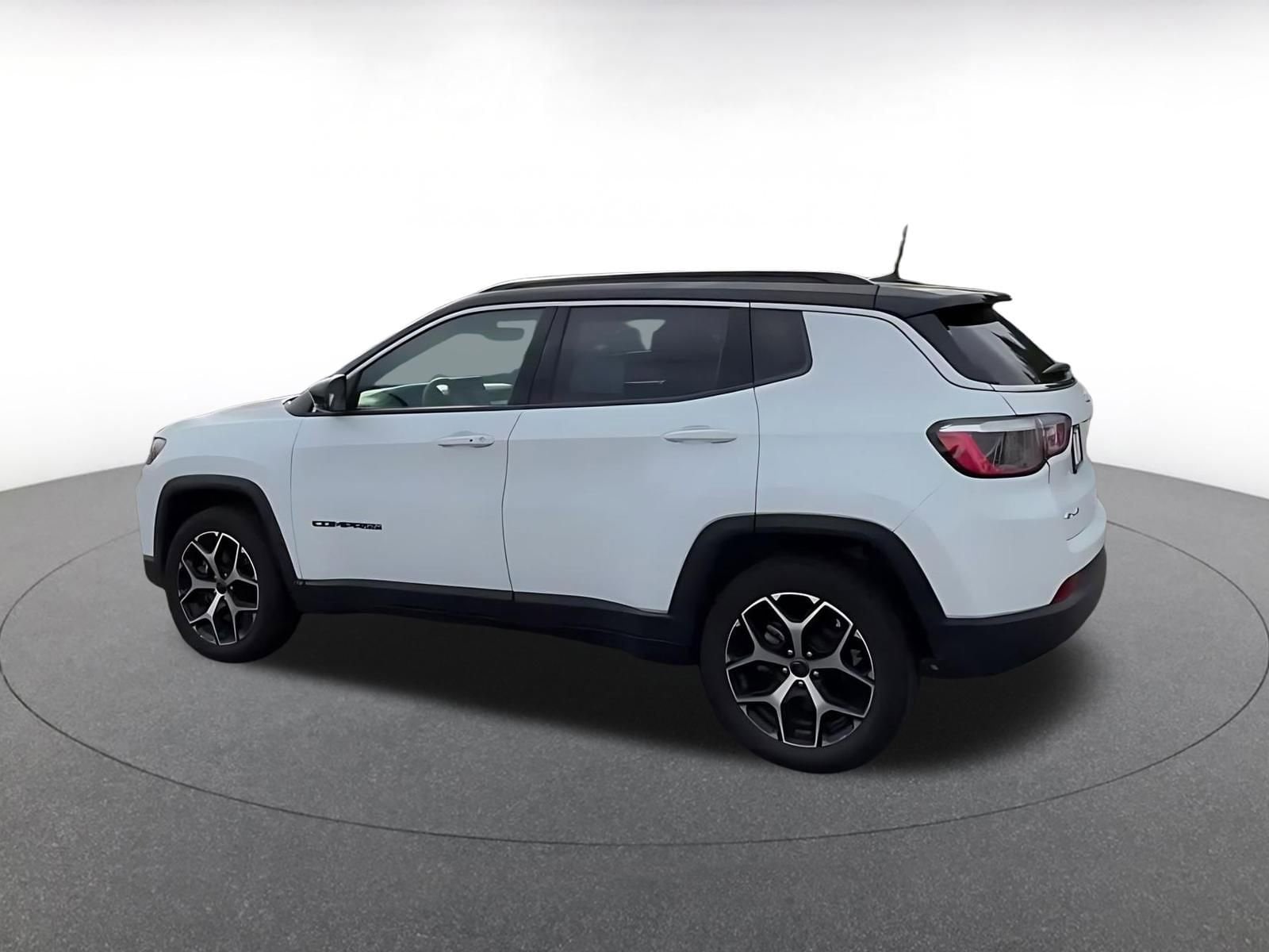 Thumbnail: 2025 Jeep Compass - 10