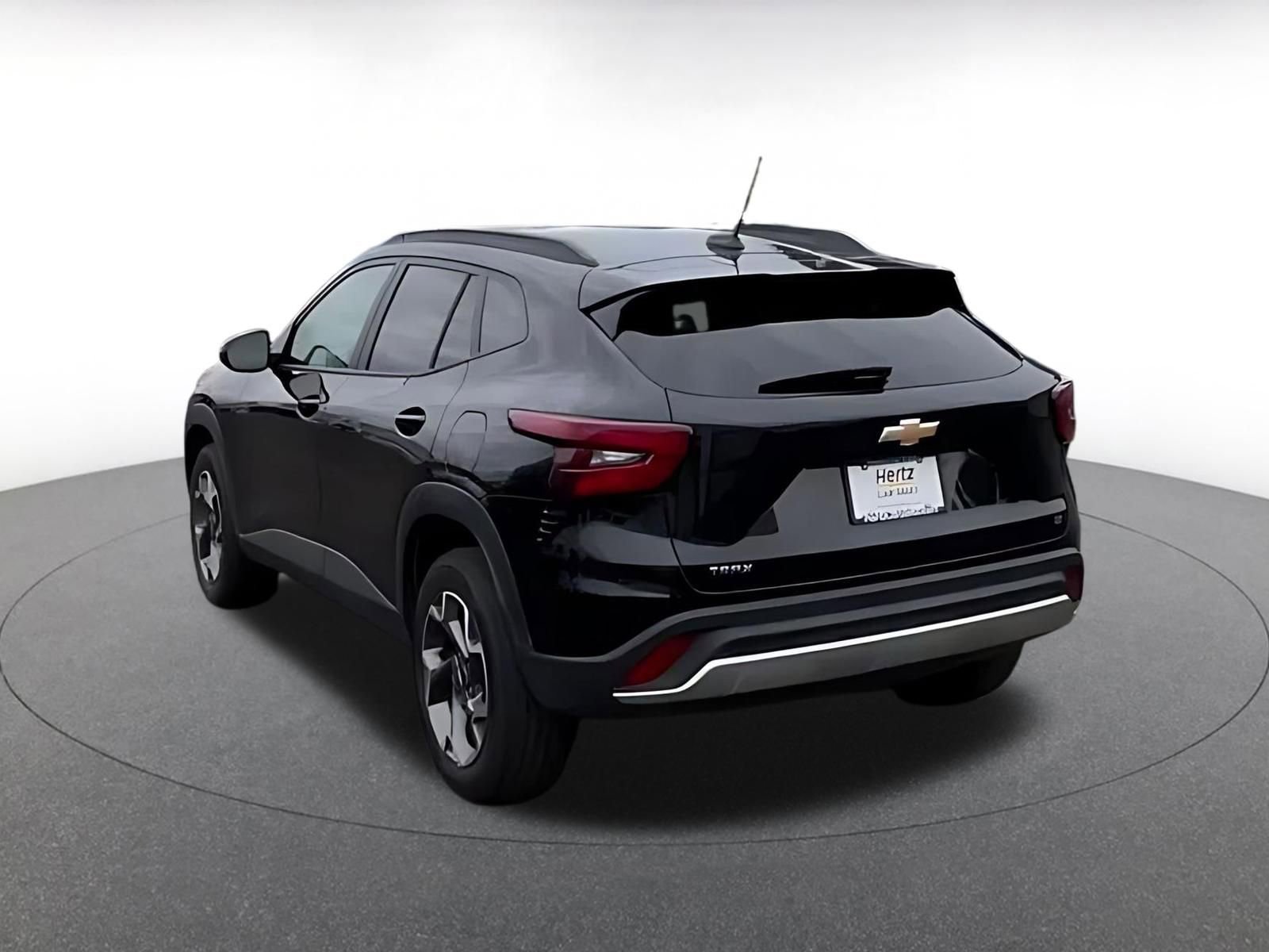 Thumbnail: 2025 Chevrolet Trax - 11