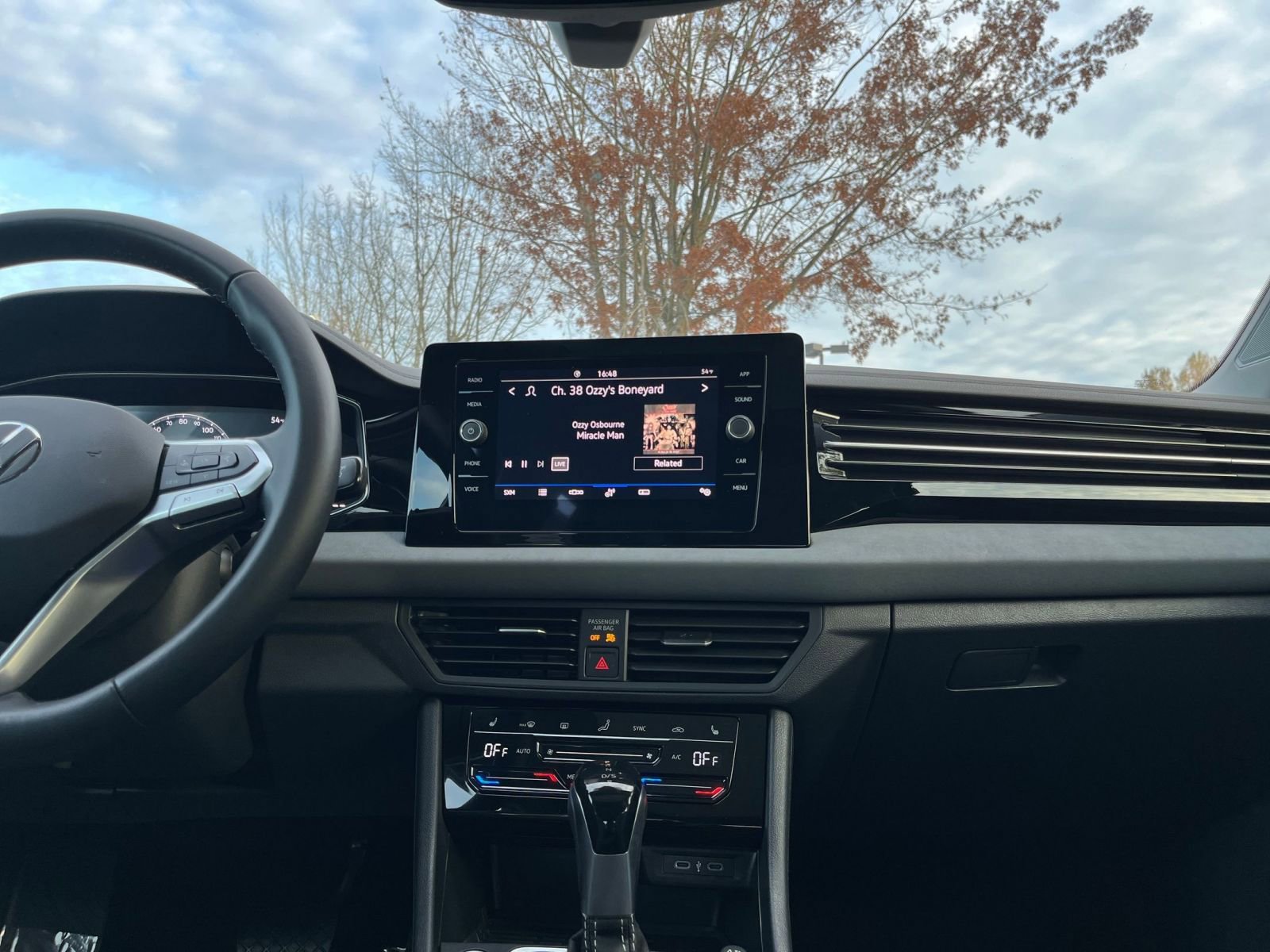 Thumbnail: 2025 Volkswagen Jetta - 21