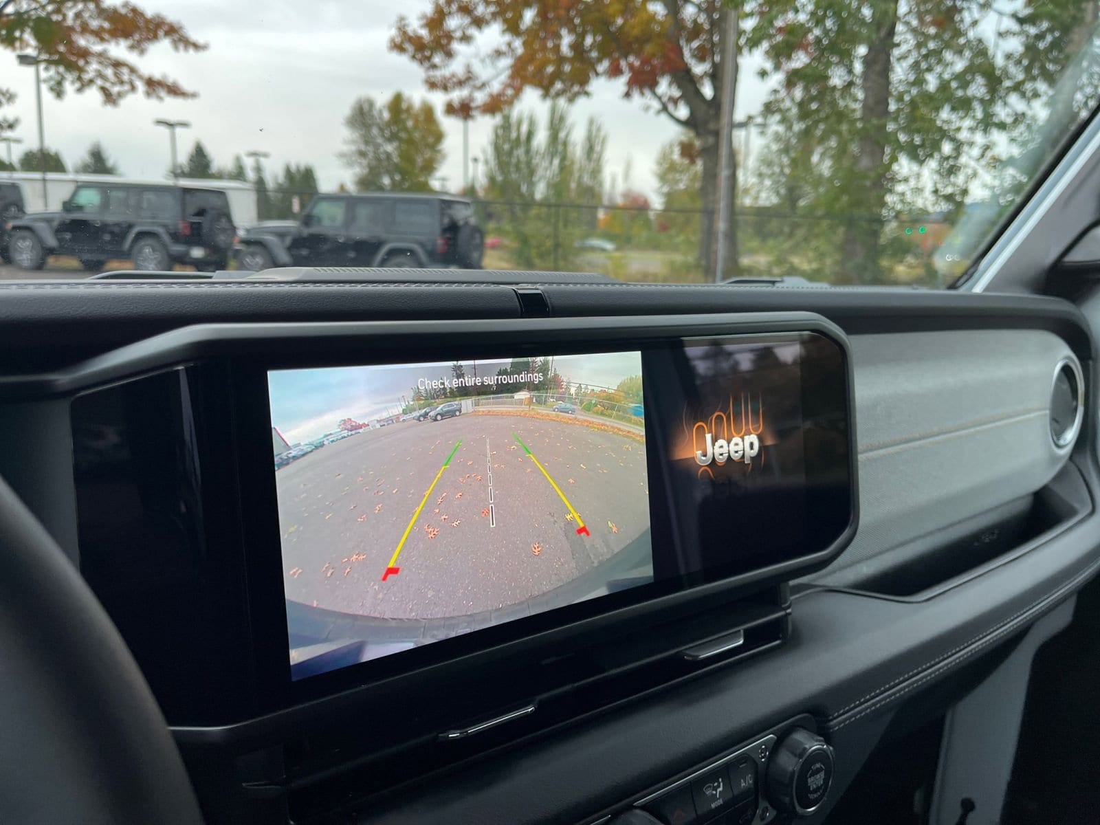 Thumbnail: 2025 Jeep Wrangler - 17