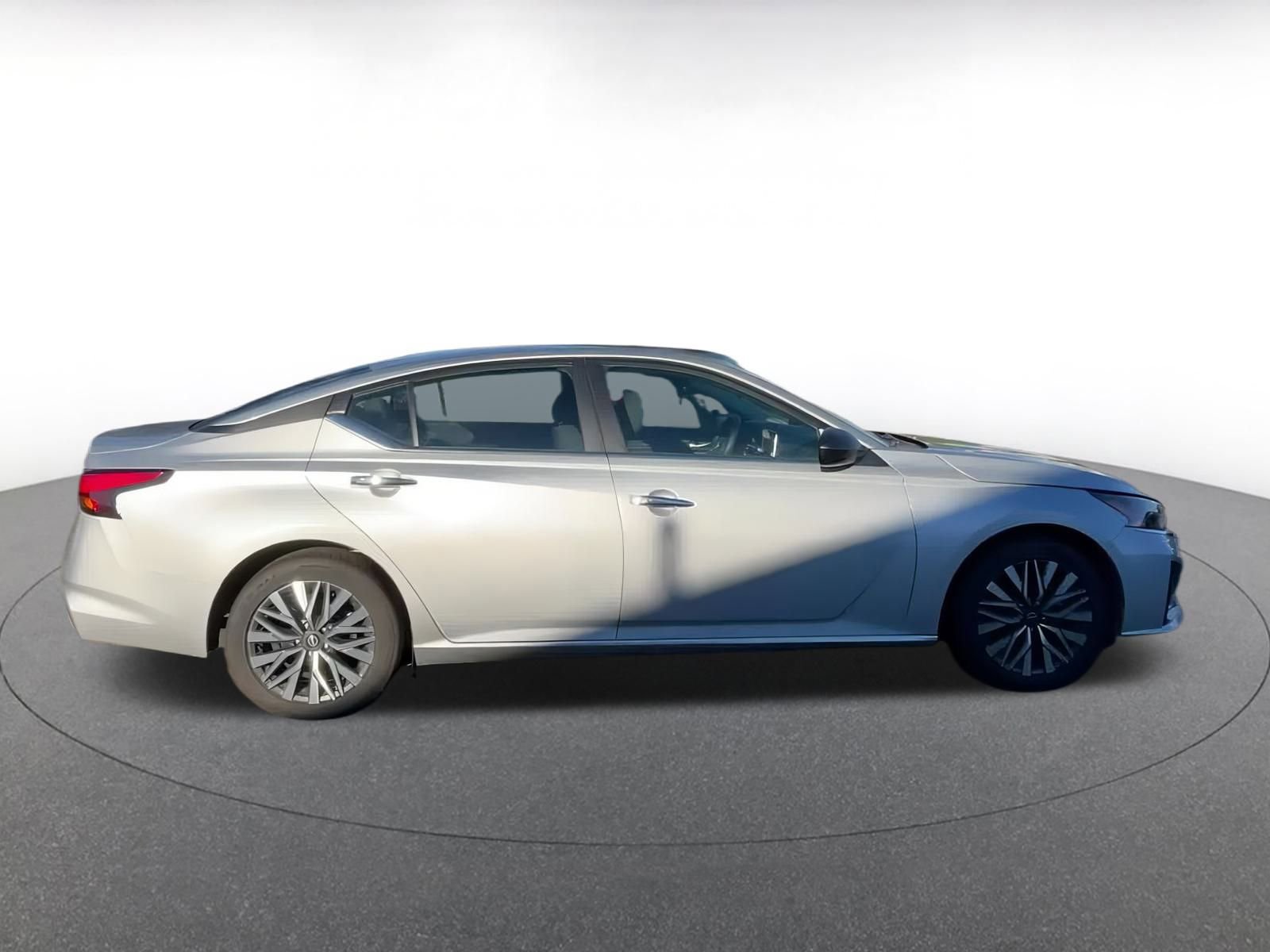 Thumbnail: 2024 Nissan Altima - 15