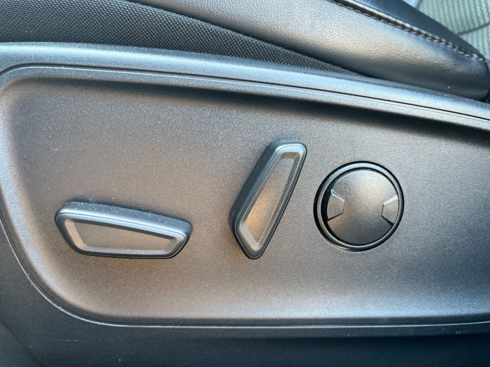 Thumbnail: 2024 Ford Escape - 23