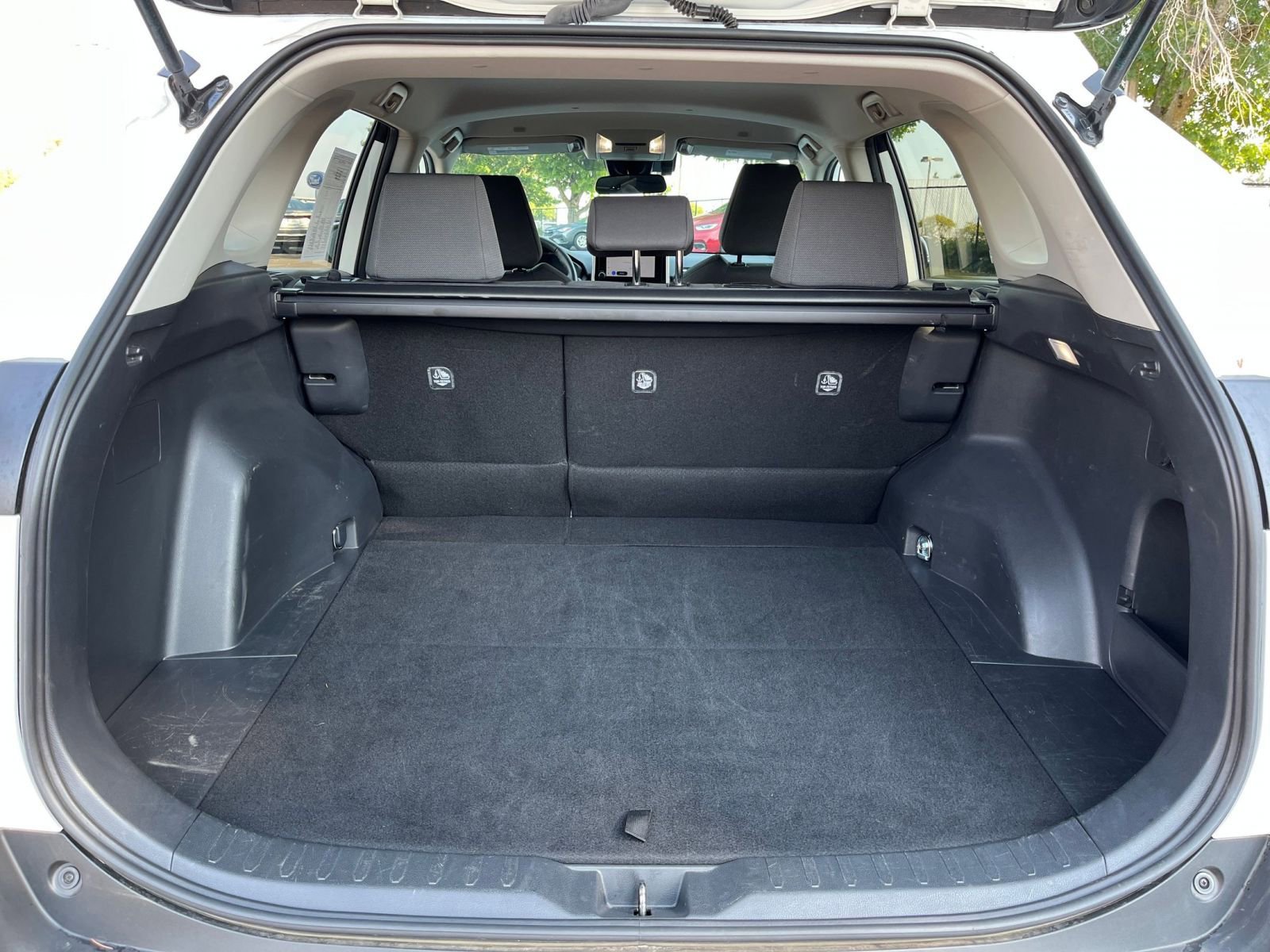 Thumbnail: 2024 Toyota RAV4 - 34