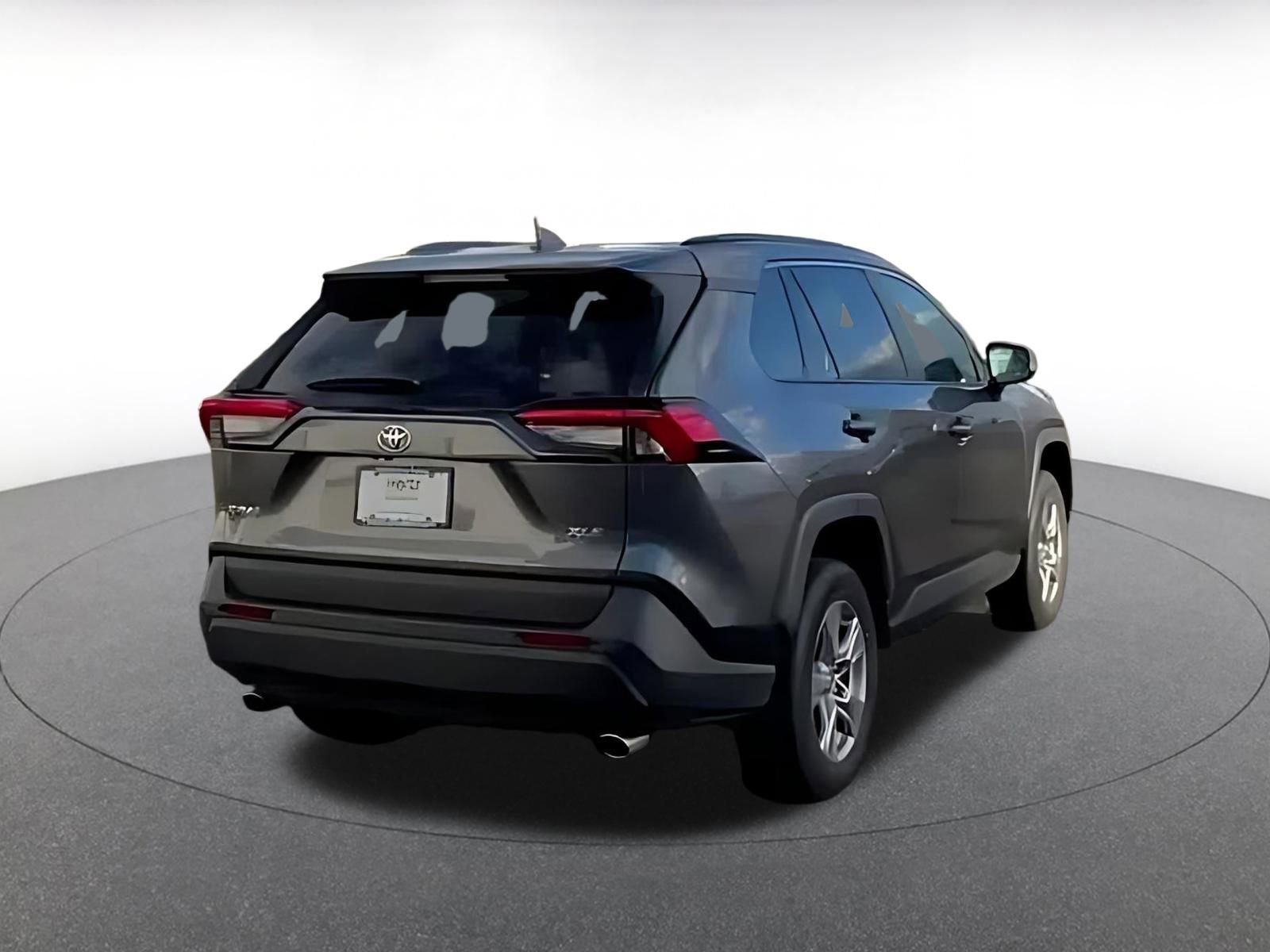 Thumbnail: 2025 Toyota RAV4 - 14