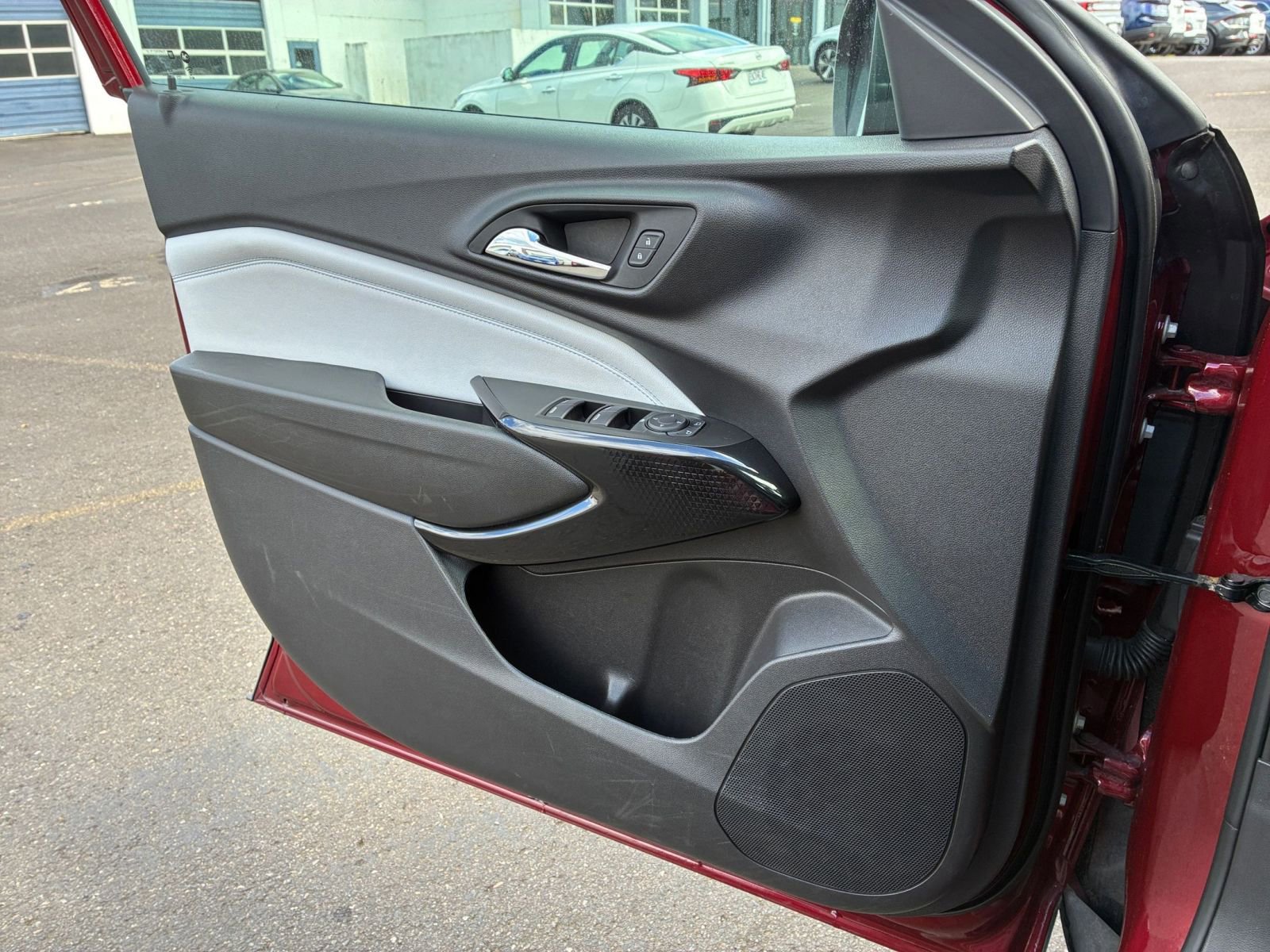 Thumbnail: 2025 Chevrolet Trax - 18