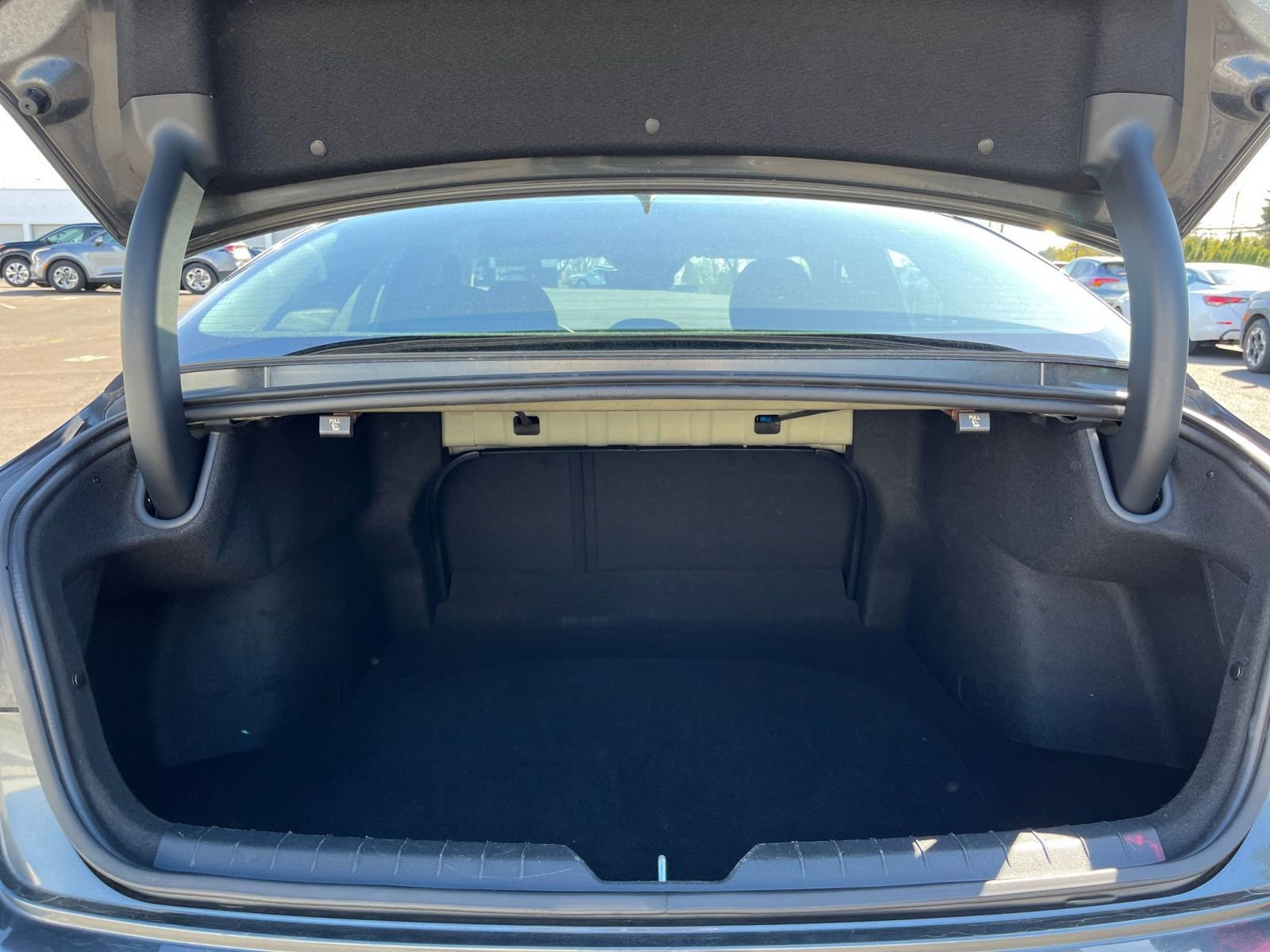 Thumbnail: 2025 Kia K5 - 30