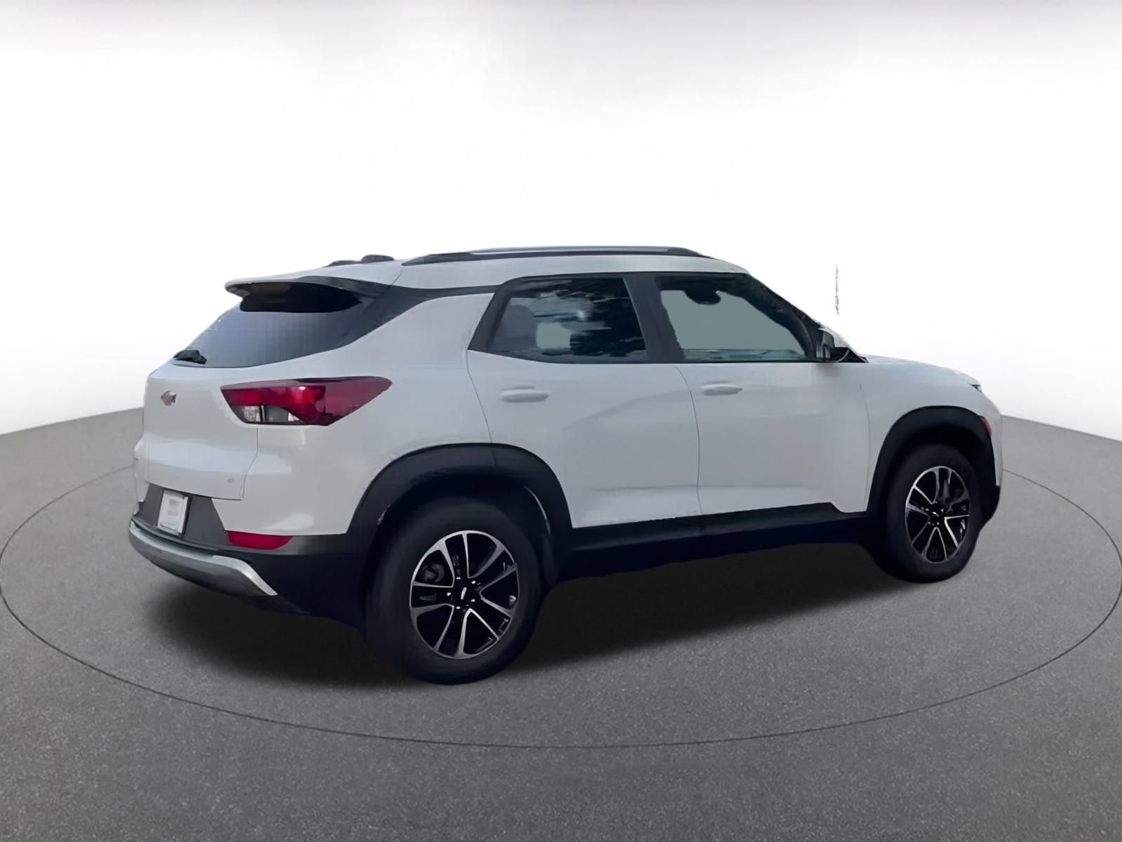 Thumbnail: 2024 Chevrolet TrailBlazer - 12