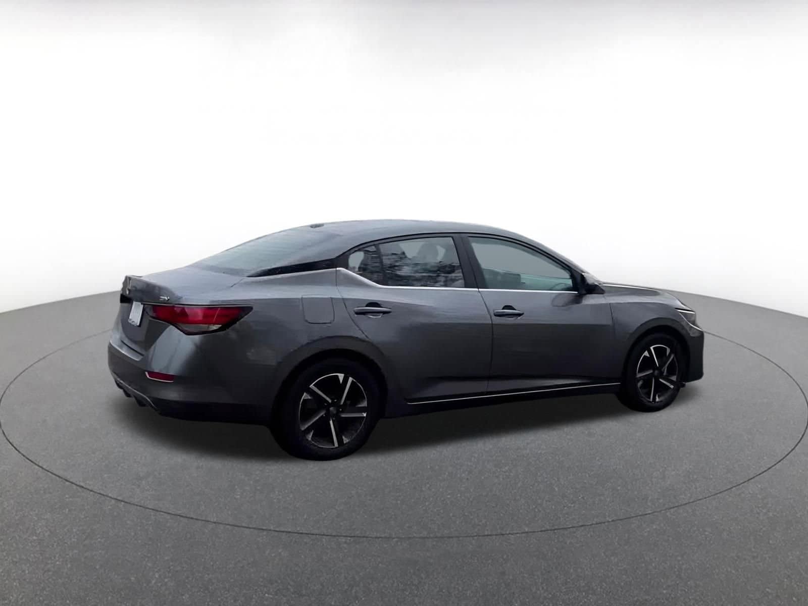 Thumbnail: 2024 Nissan Sentra - 10