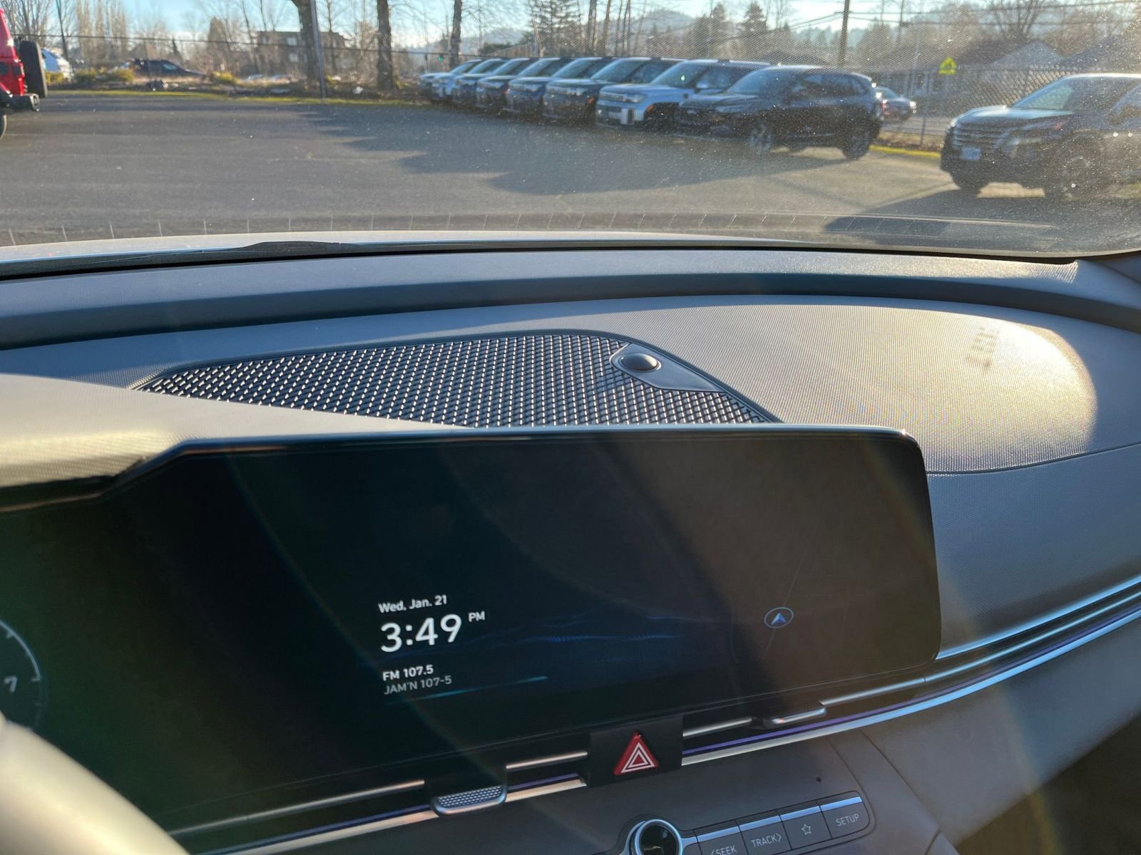 Thumbnail: 2025 Hyundai Elantra - 18