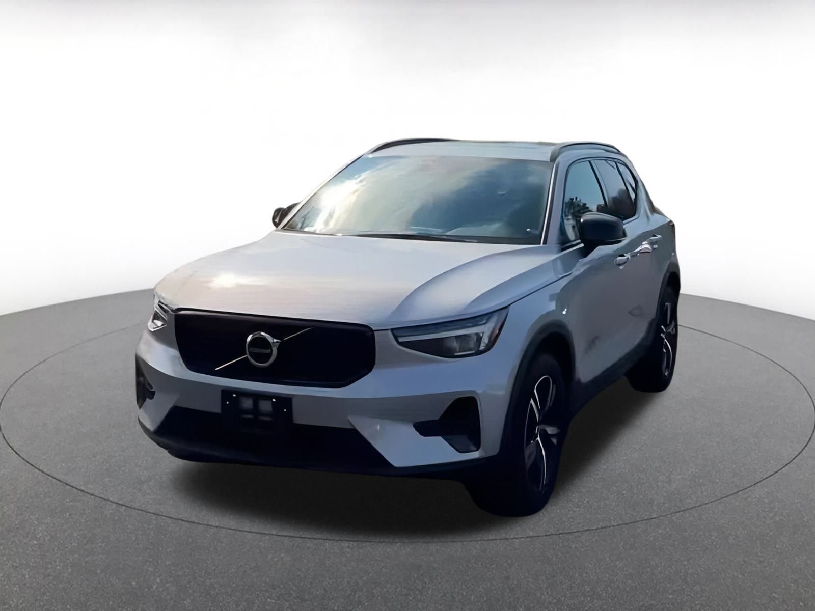 Thumbnail: 2024 Volvo XC40 - 7