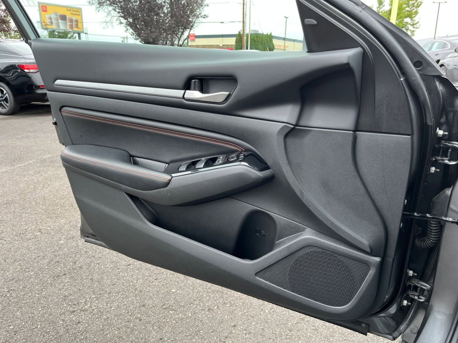 Thumbnail: 2023 Nissan Altima - 20