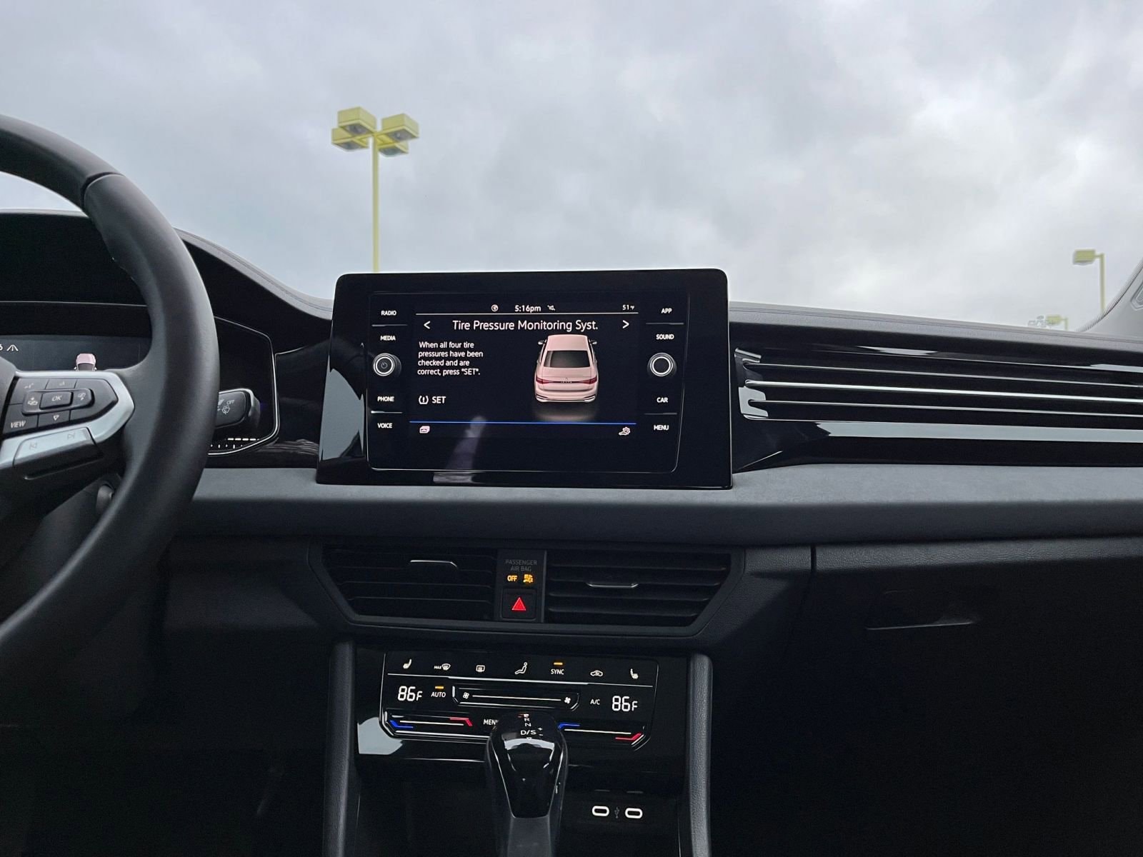 Thumbnail: 2025 Volkswagen Jetta - 21