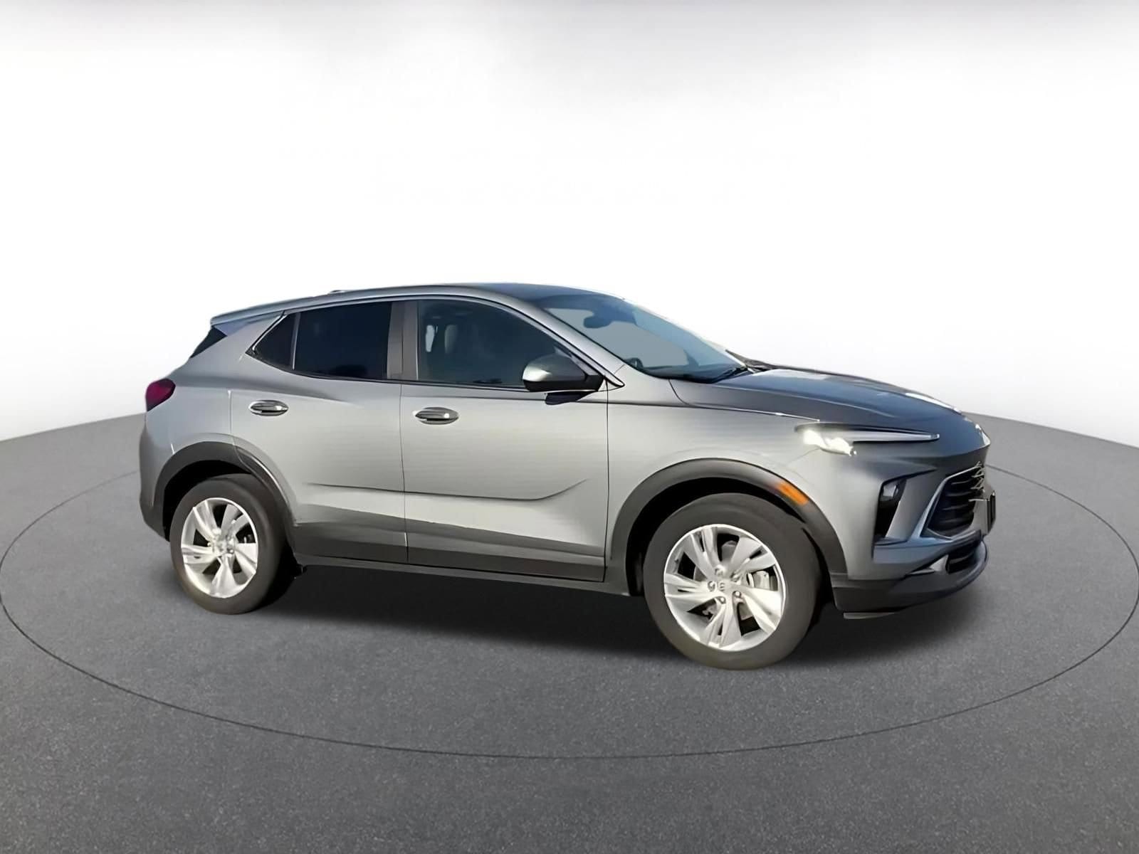 Thumbnail: 2025 Buick Encore GX - 2