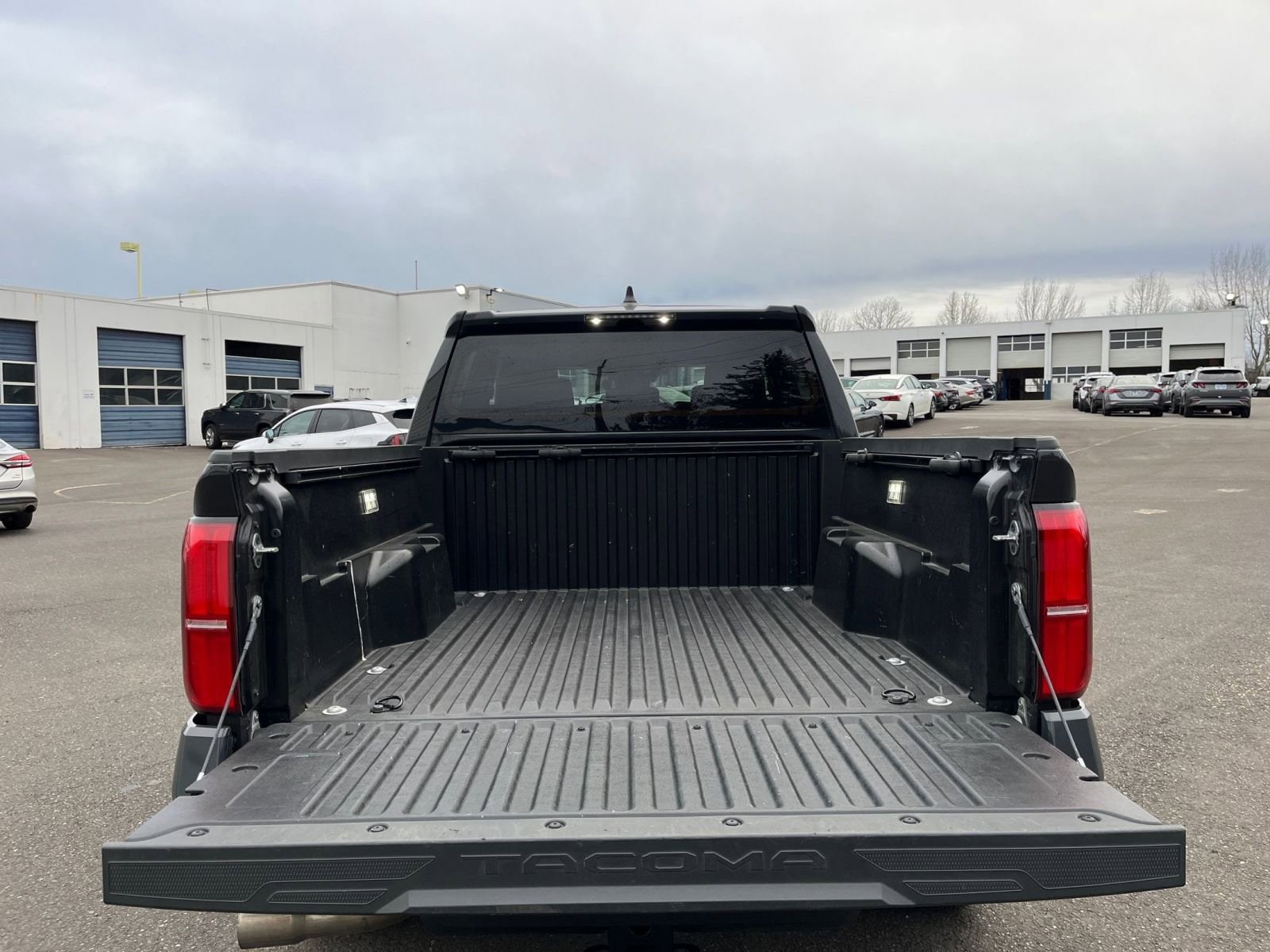 Thumbnail: 2025 Toyota Tacoma - 32