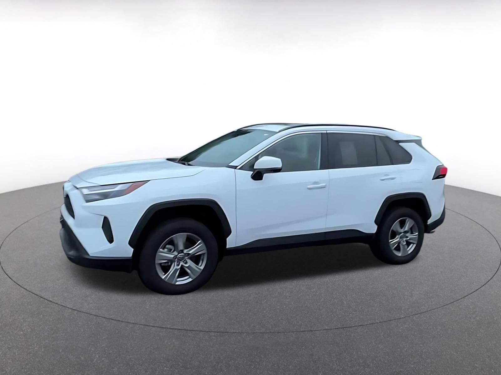 Thumbnail: 2025 Toyota RAV4 - 8