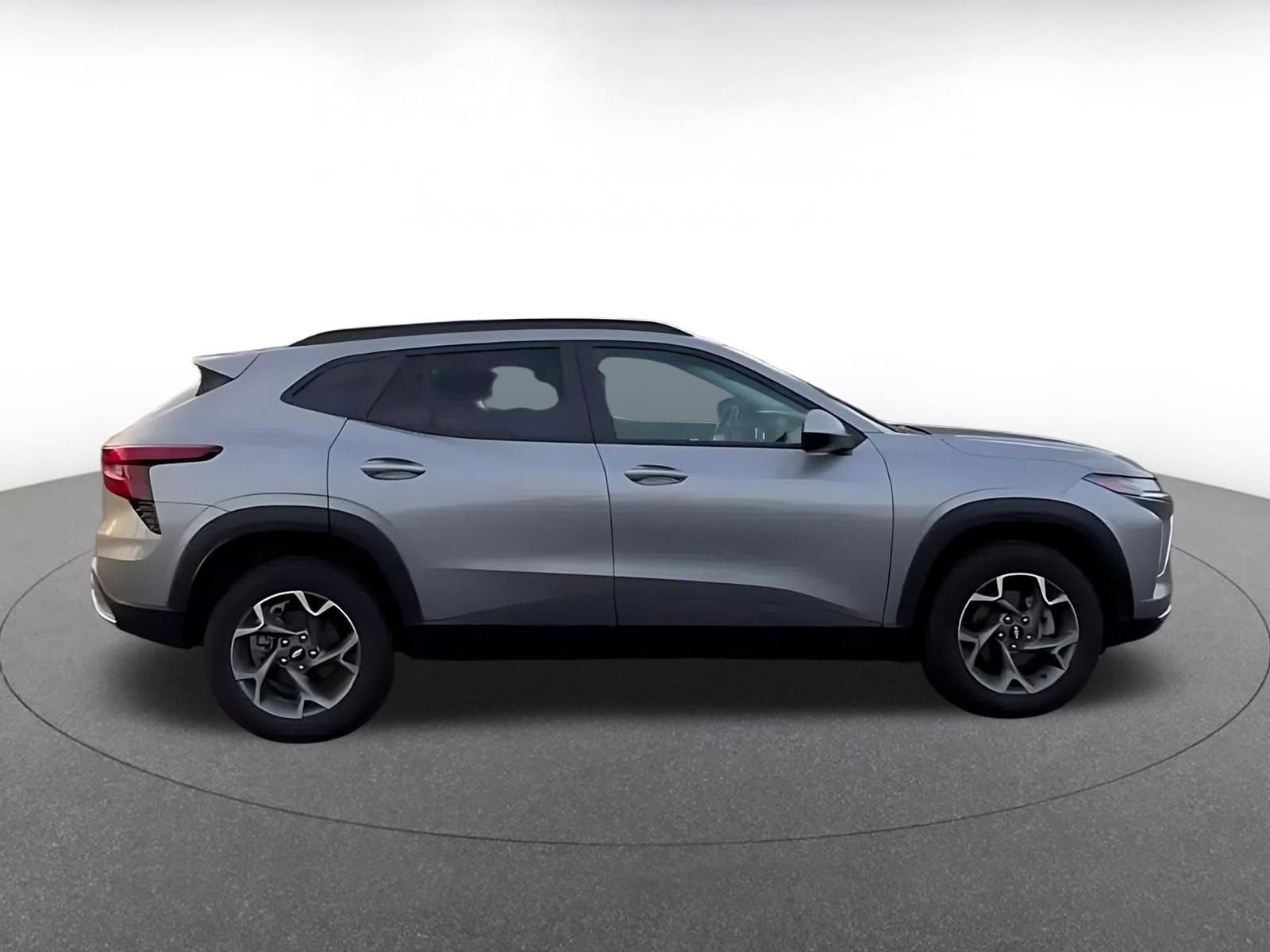 Thumbnail: 2025 Chevrolet Trax - 15