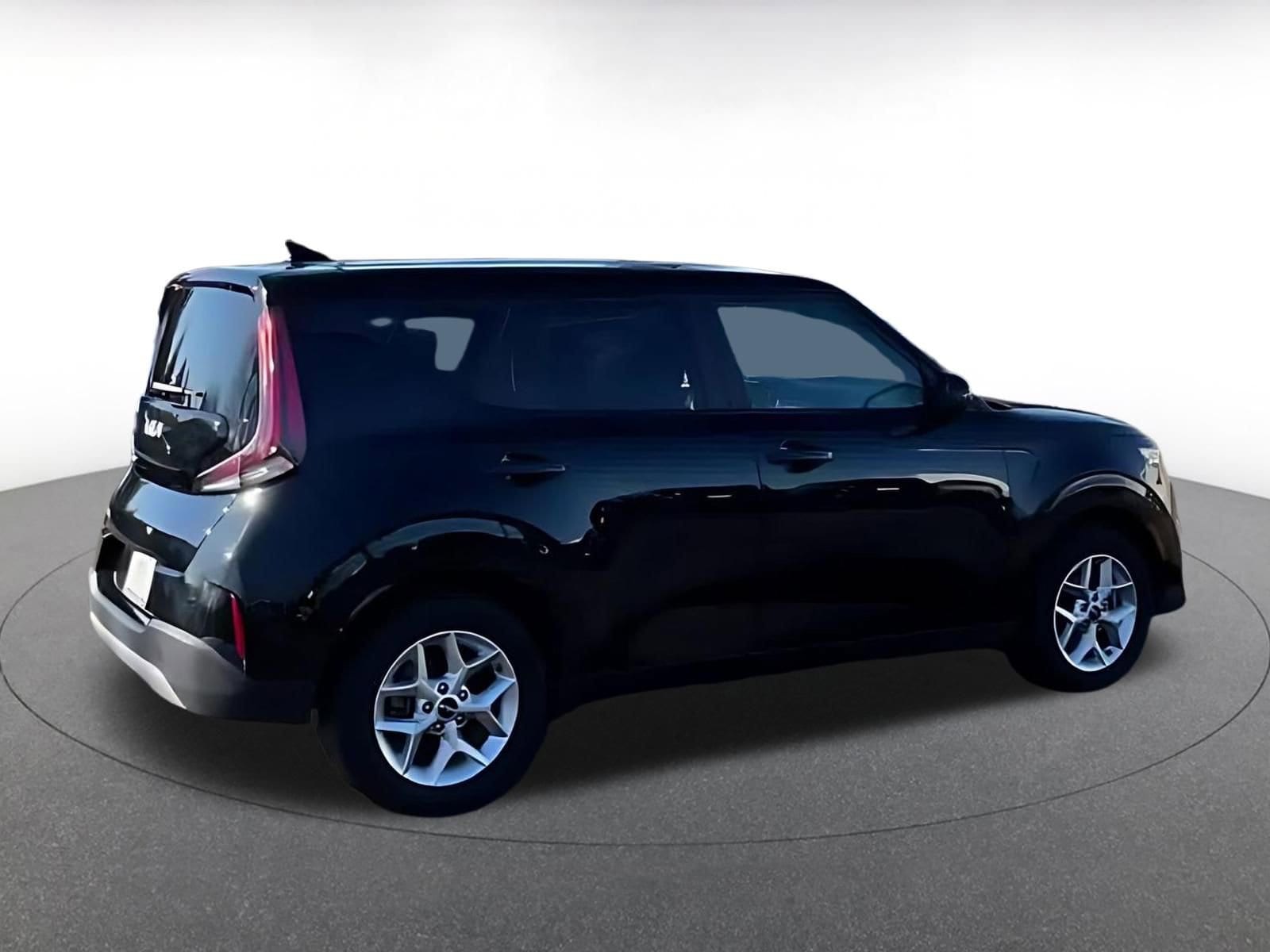 Thumbnail: 2025 Kia Soul - 8