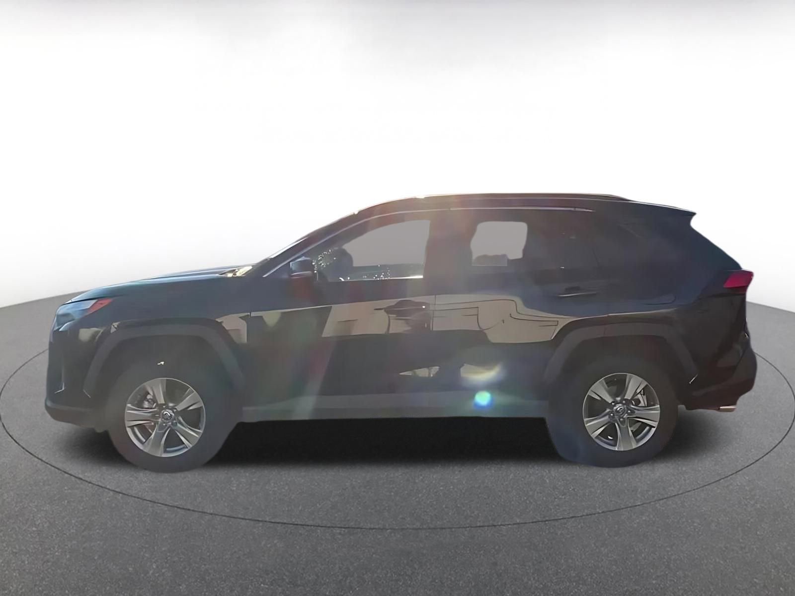 Thumbnail: 2025 Toyota RAV4 - 8