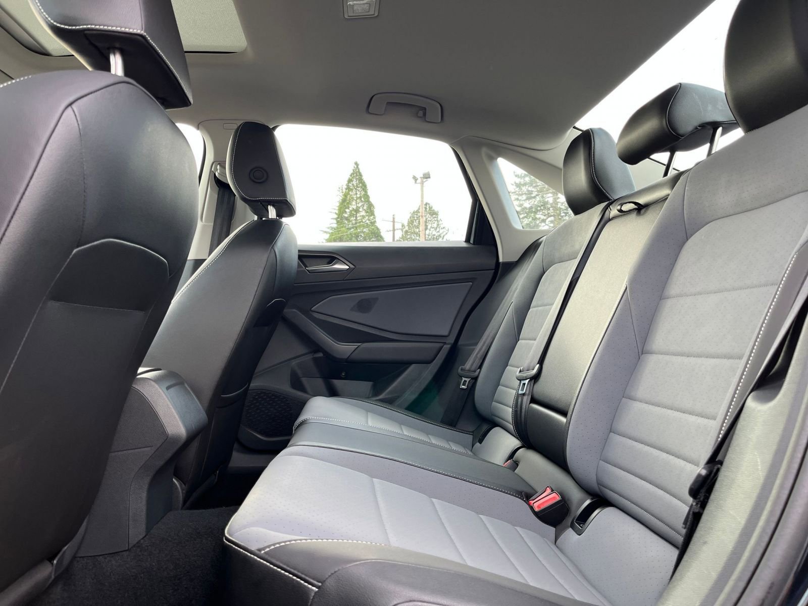 Thumbnail: 2025 Volkswagen Jetta - 27