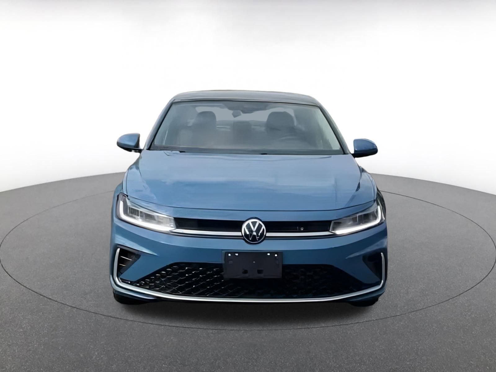 Thumbnail: 2025 Volkswagen Jetta - 4