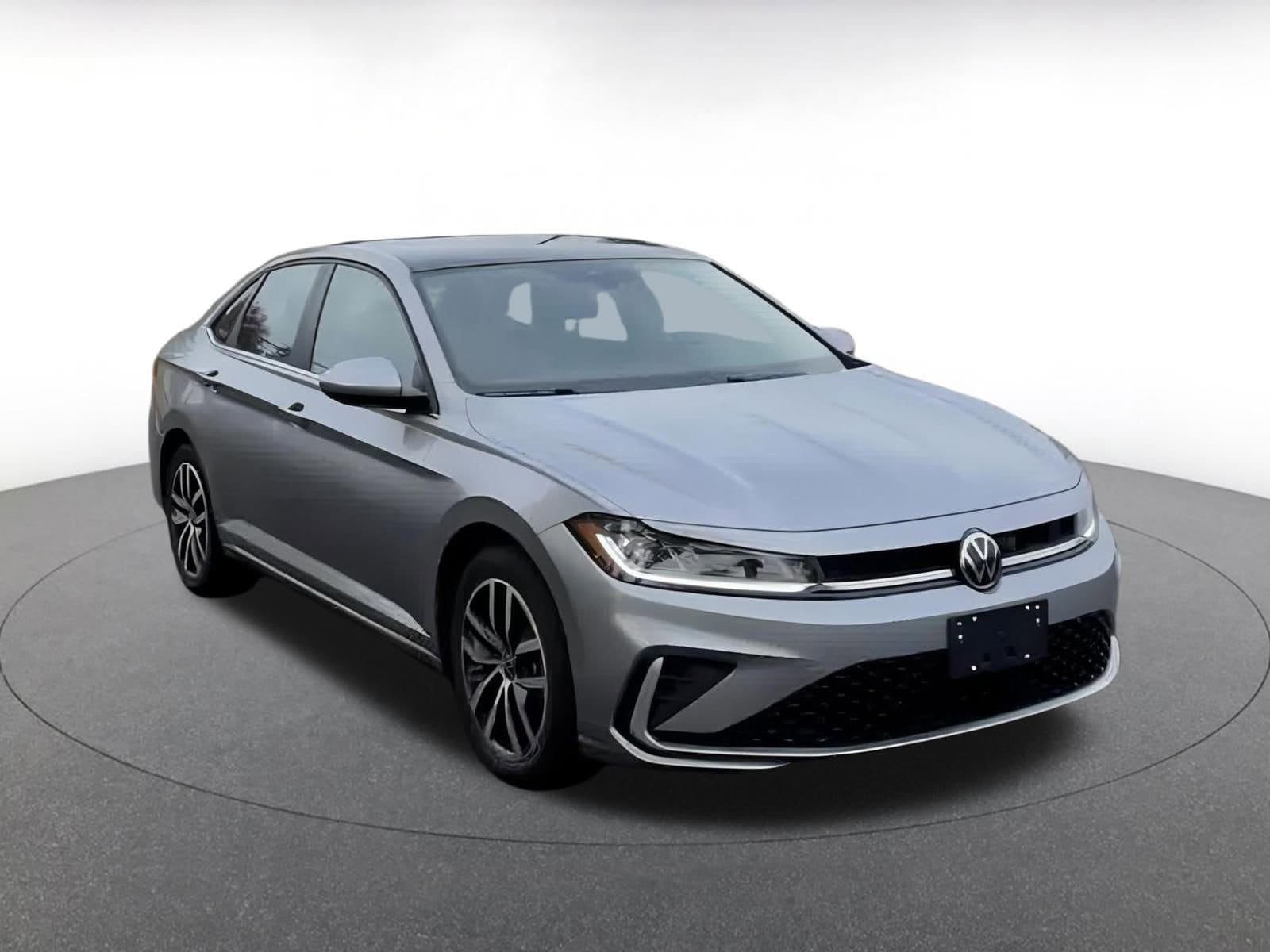 Thumbnail: 2025 Volkswagen Jetta - 3