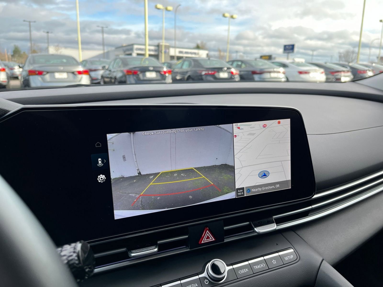 Thumbnail: 2025 Hyundai Elantra - 17