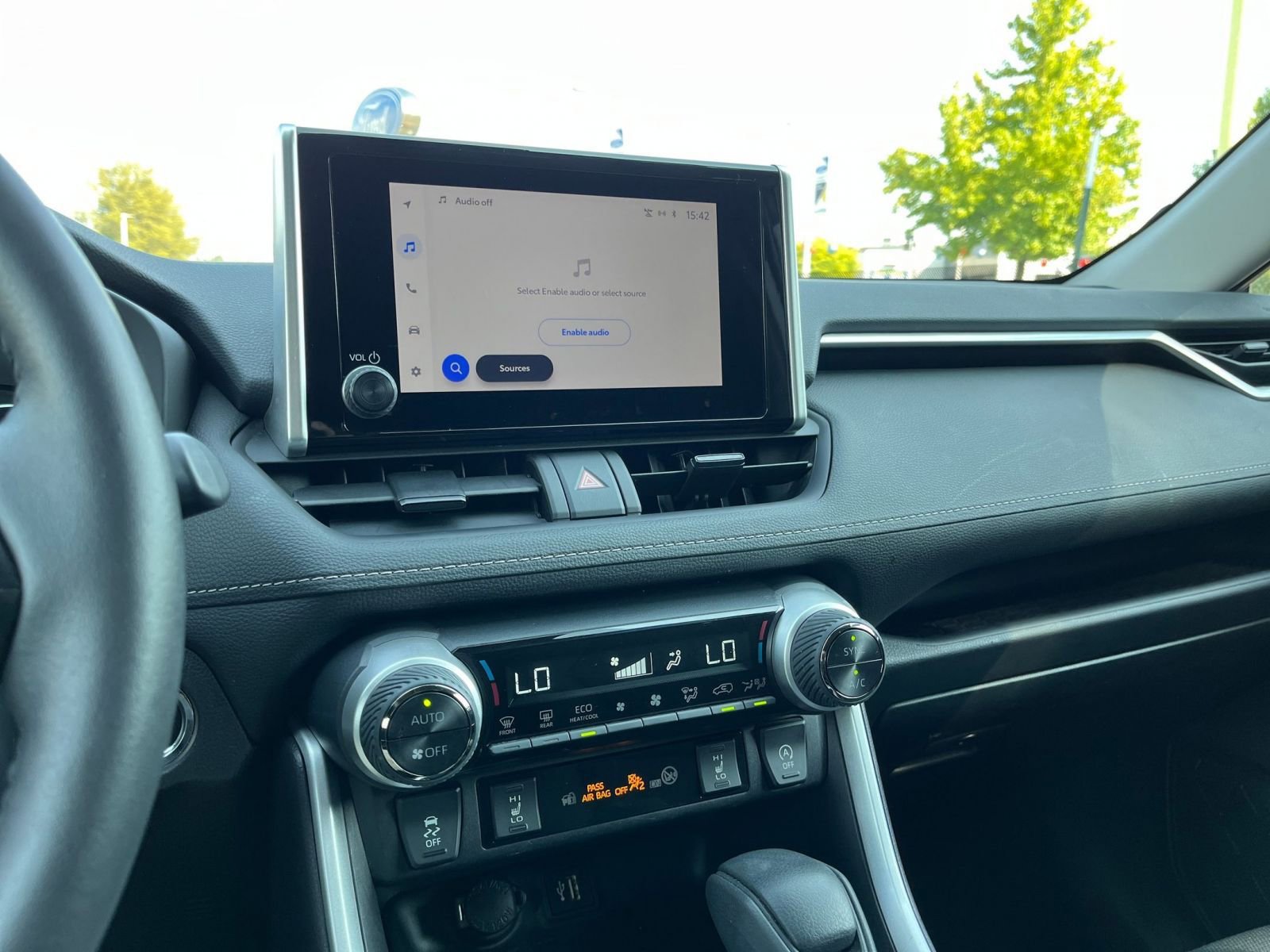 Thumbnail: 2024 Toyota RAV4 - 24