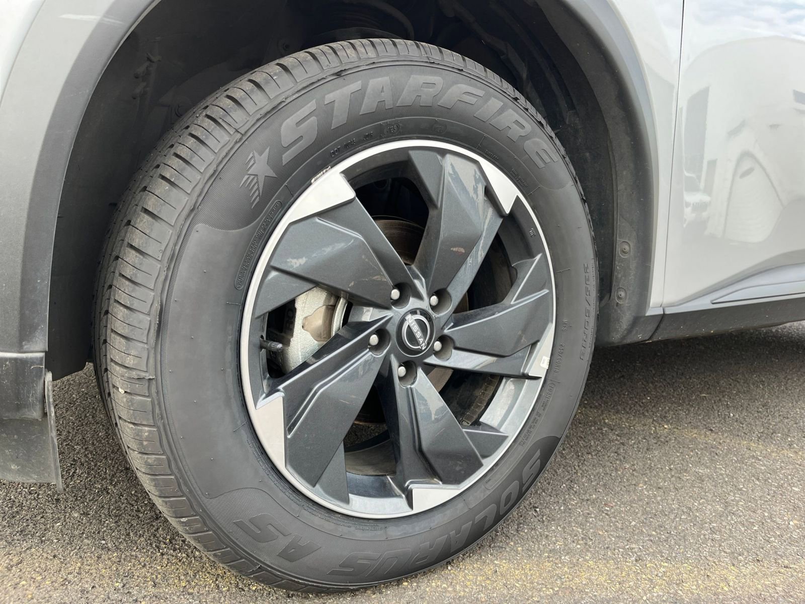 Thumbnail: 2025 Nissan Rogue - 33