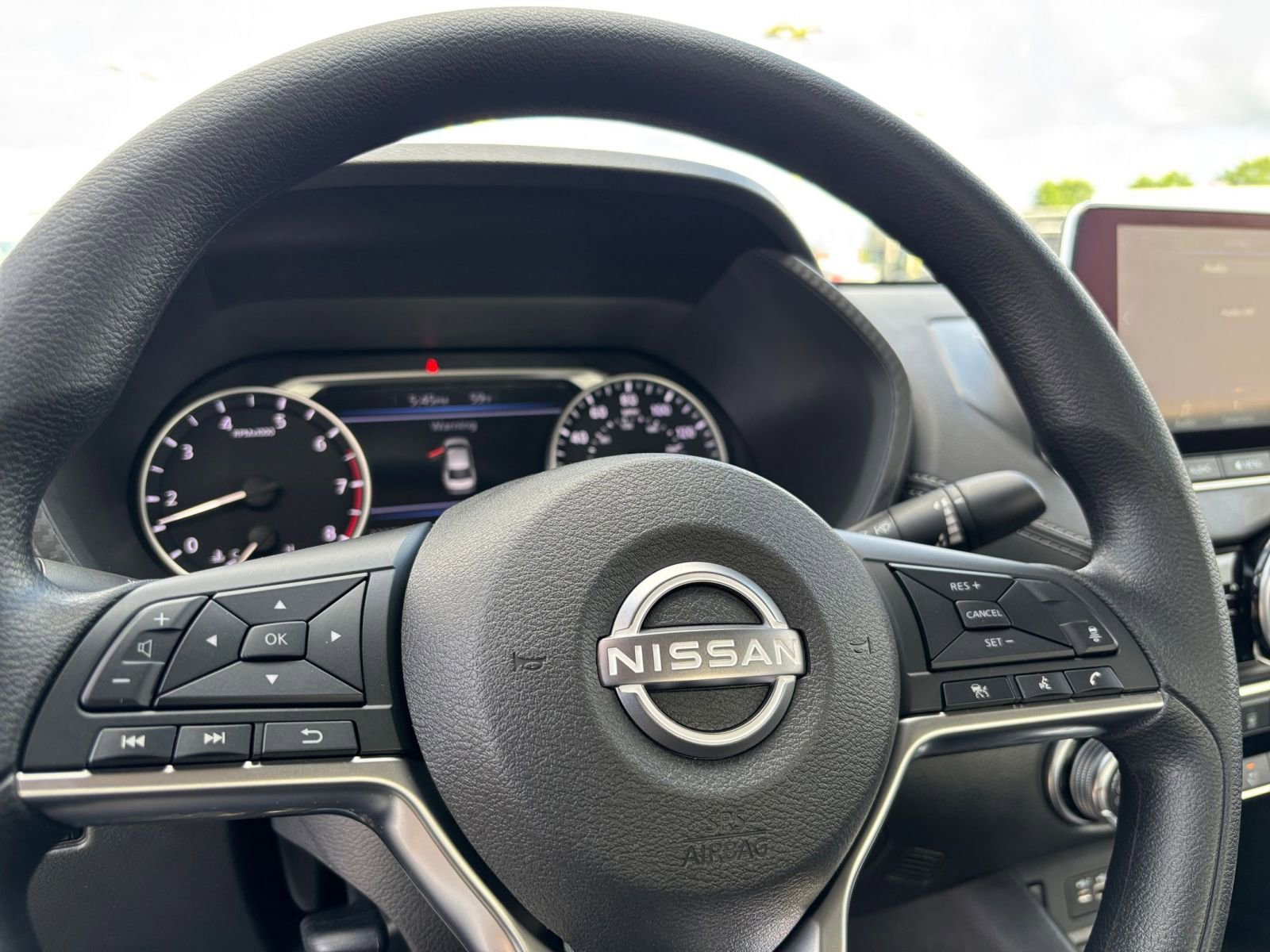 Thumbnail: 2025 Nissan Sentra - 25