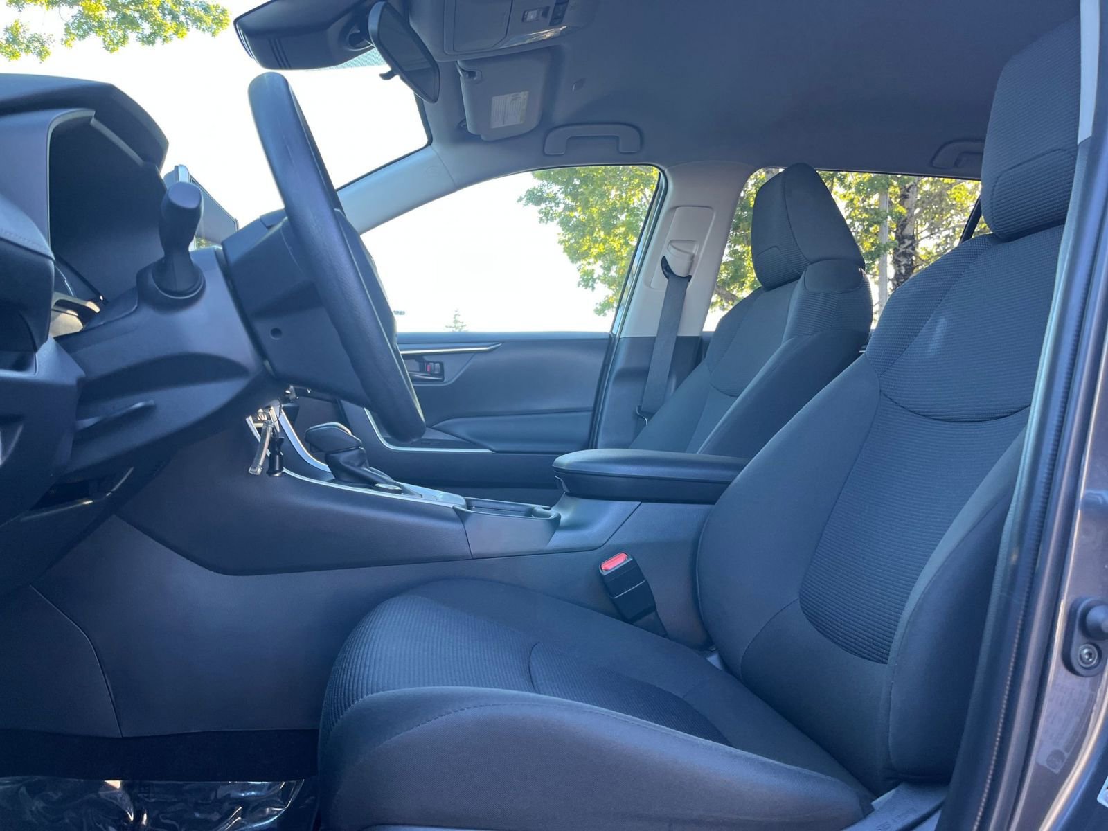 Thumbnail: 2025 Toyota RAV4 - 28