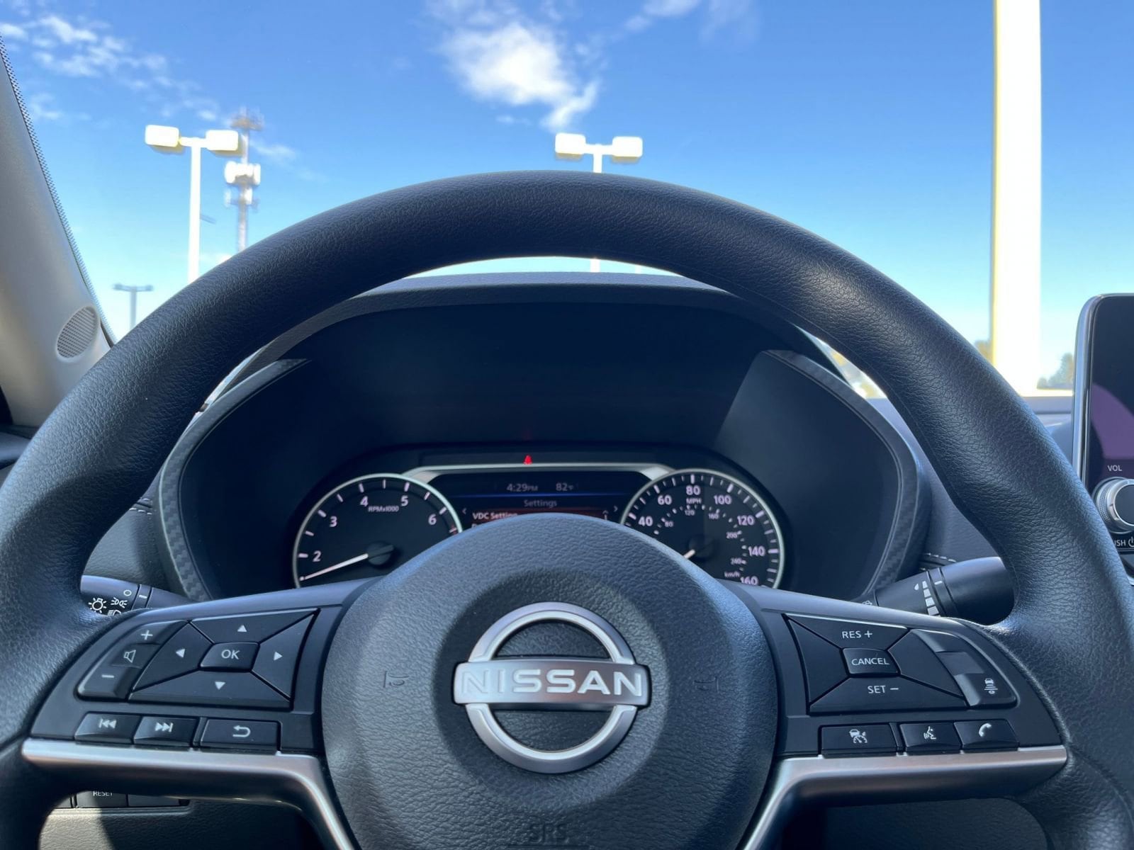 Thumbnail: 2024 Nissan Sentra - 25