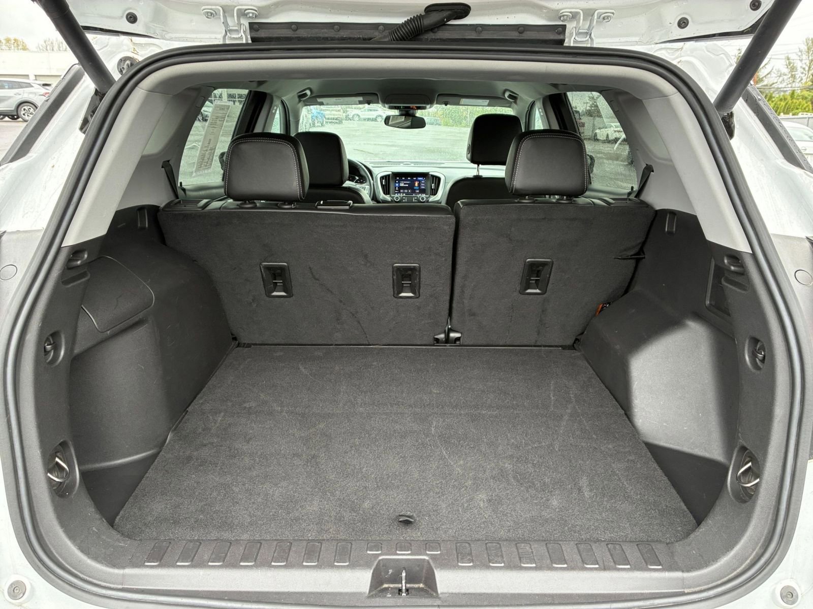 Thumbnail: 2024 GMC Terrain - 34