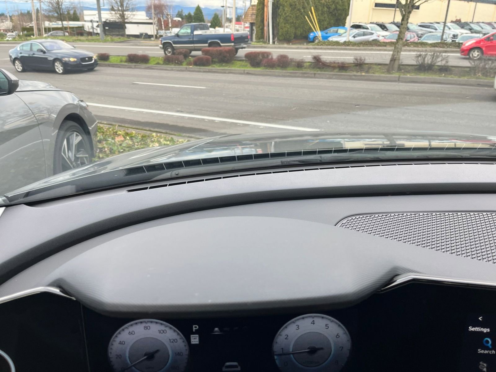 Thumbnail: 2025 Hyundai Elantra - 34