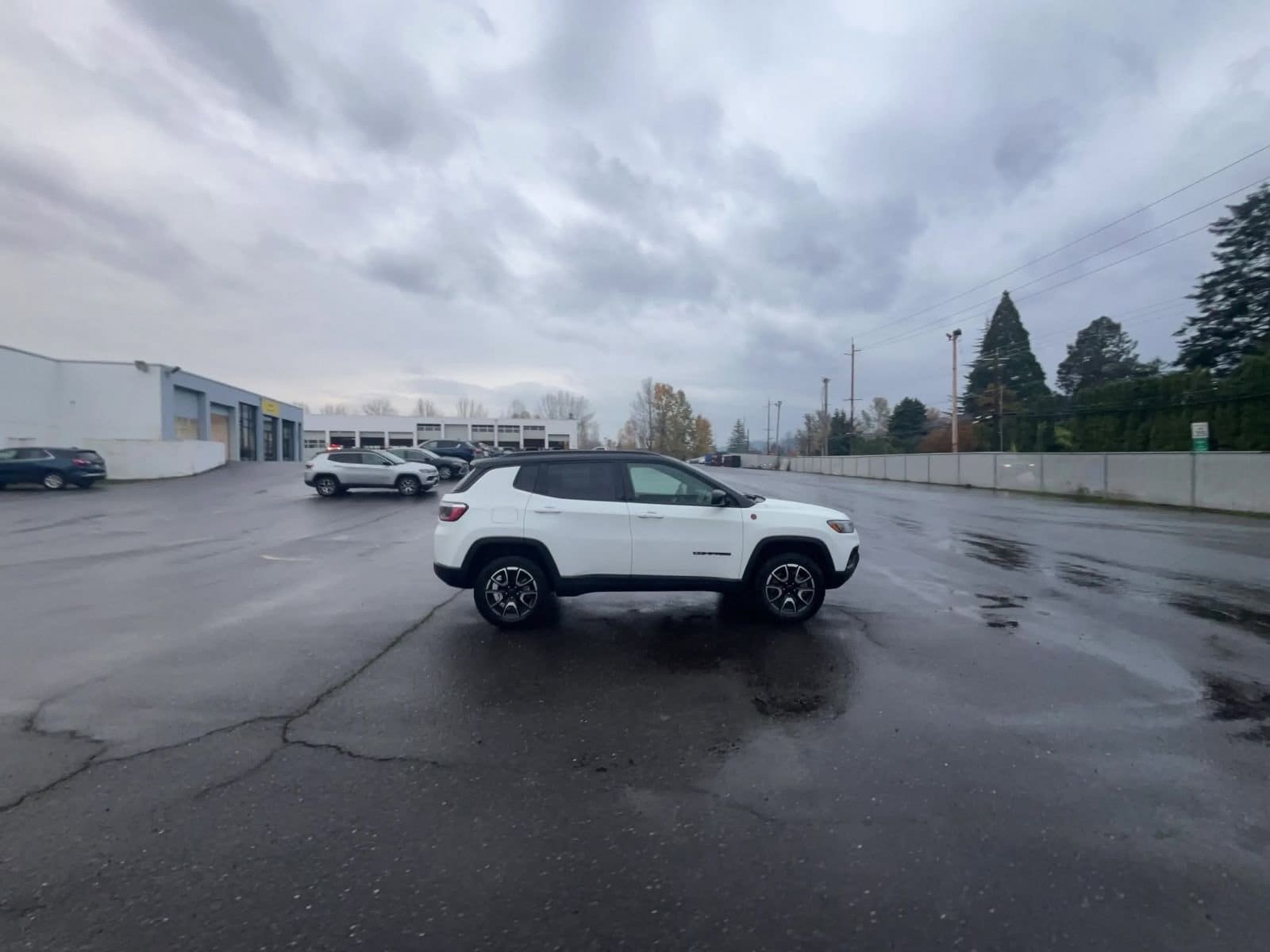 Thumbnail: 2025 Jeep Compass - 16