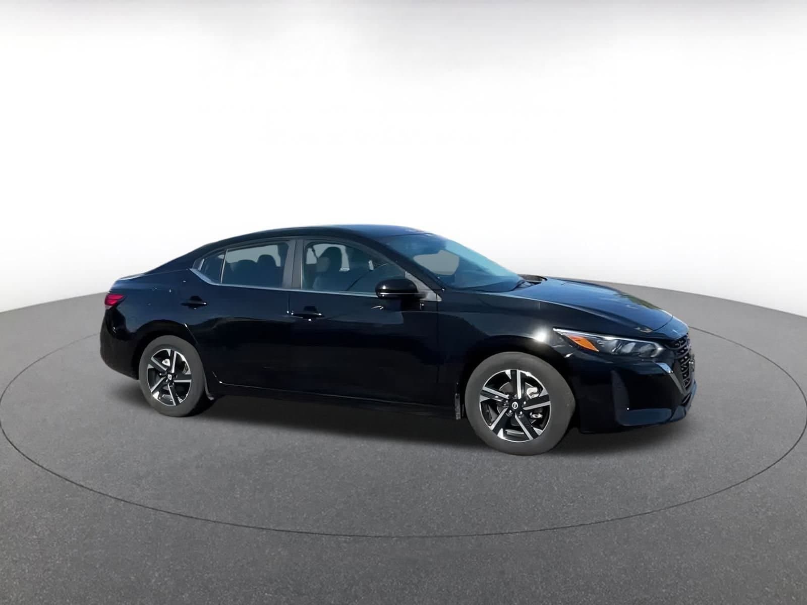 Thumbnail: 2024 Nissan Sentra - 2