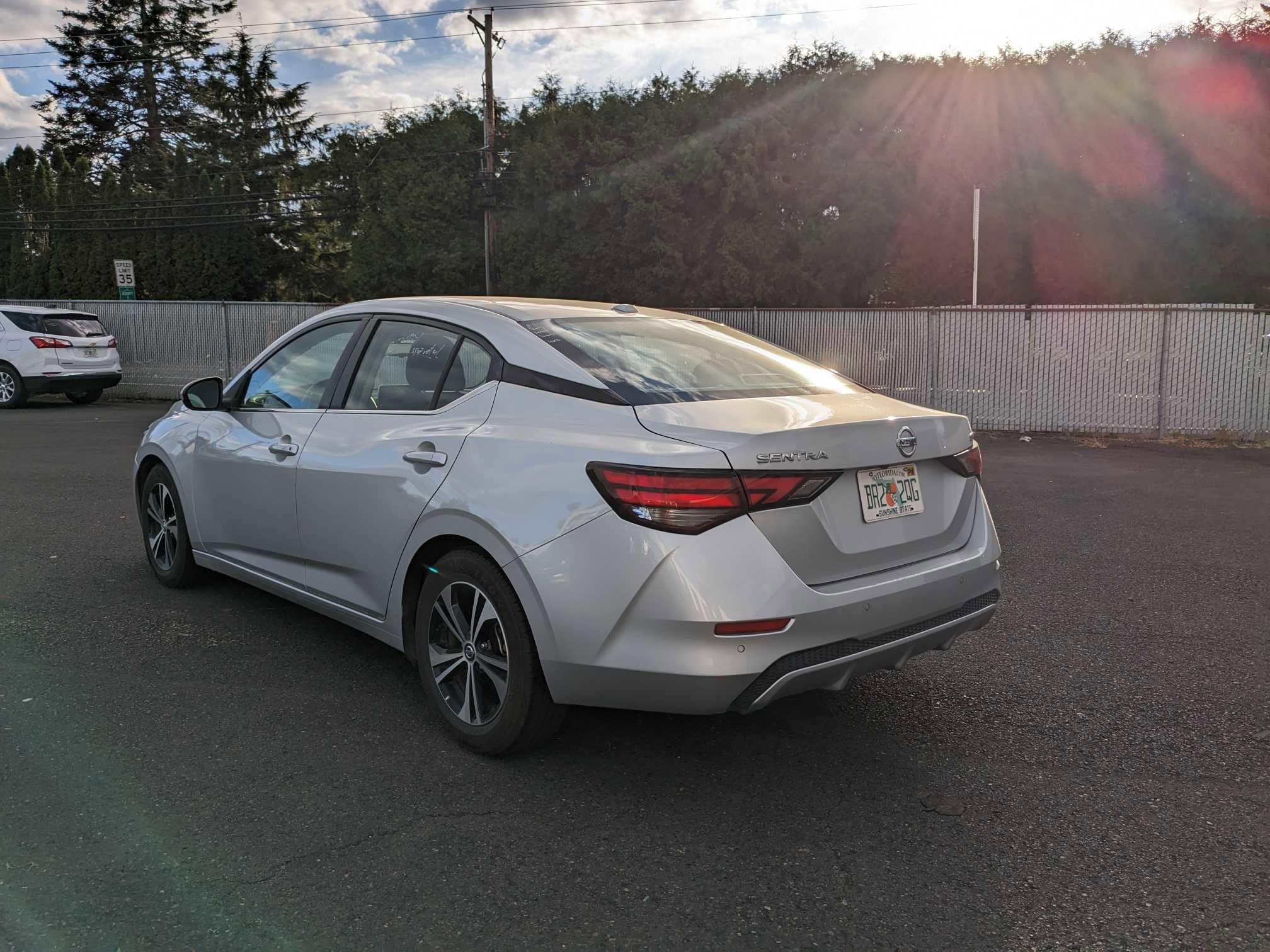 2022 Nissan Sentra SV 5