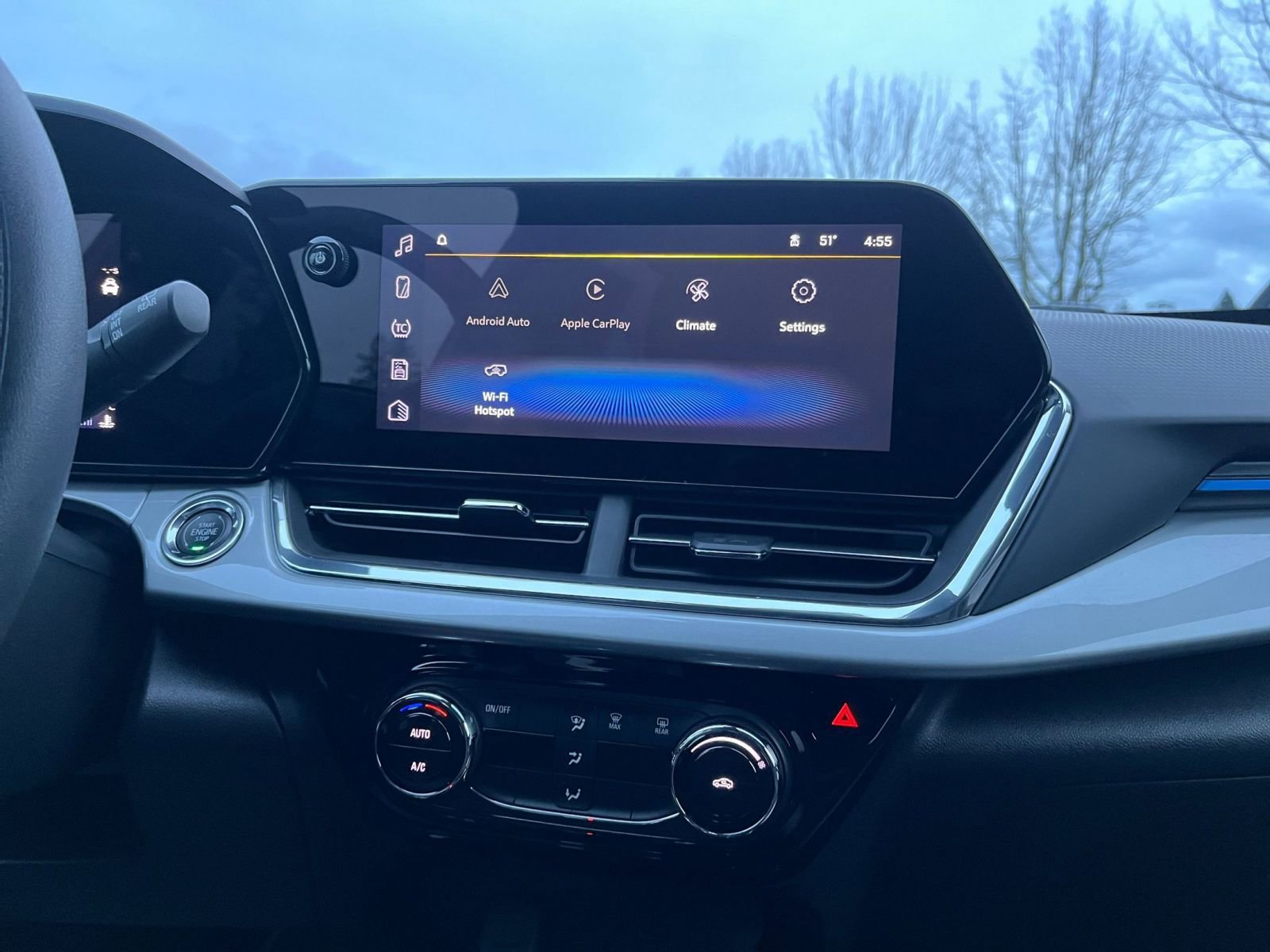 Thumbnail: 2025 Chevrolet Trax - 21