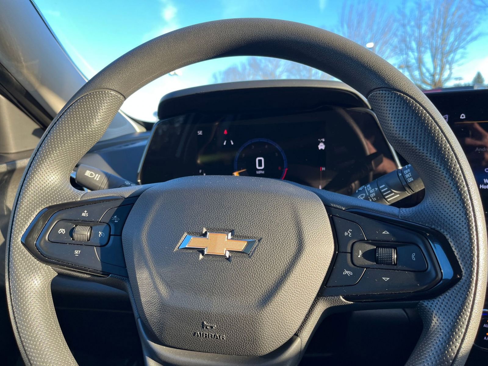 Thumbnail: 2025 Chevrolet Trax - 25